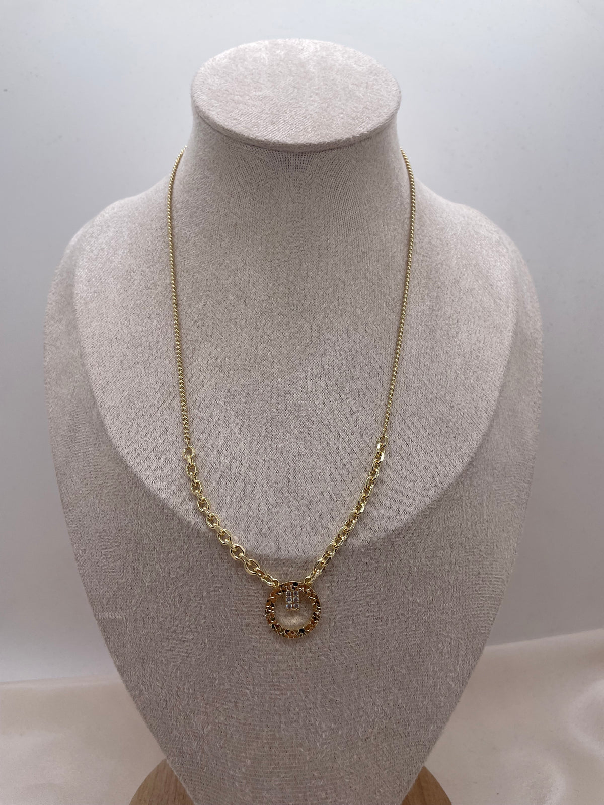 Loura Necklace