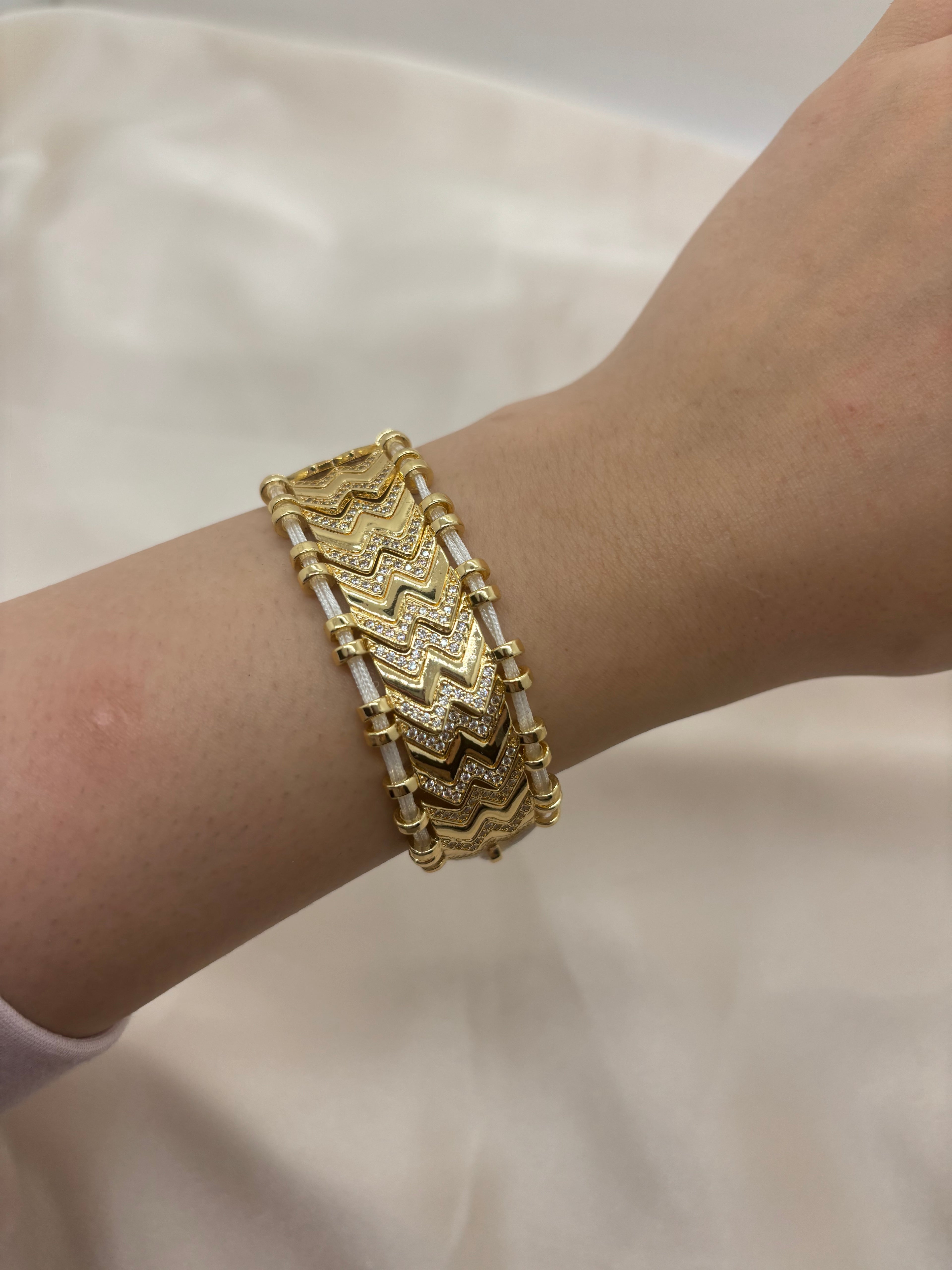 Mesh bracelet
