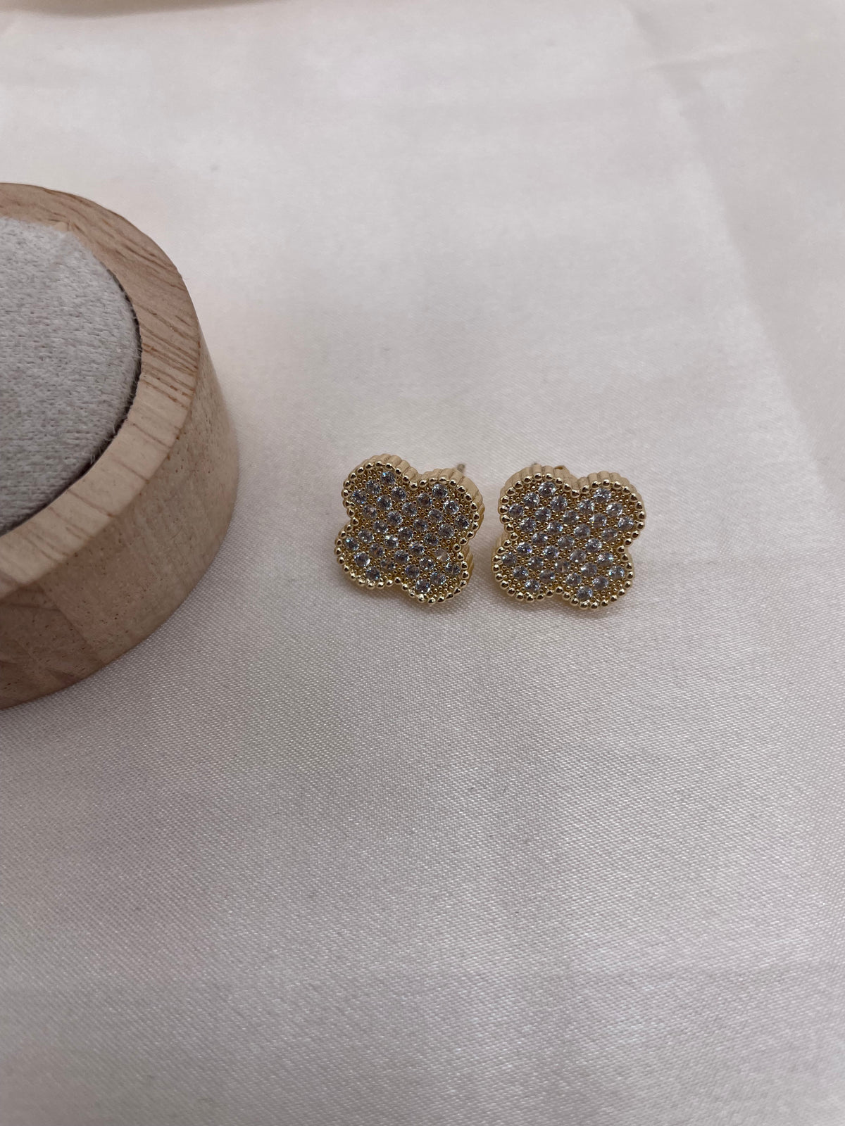 Vancleef  Earrings 2