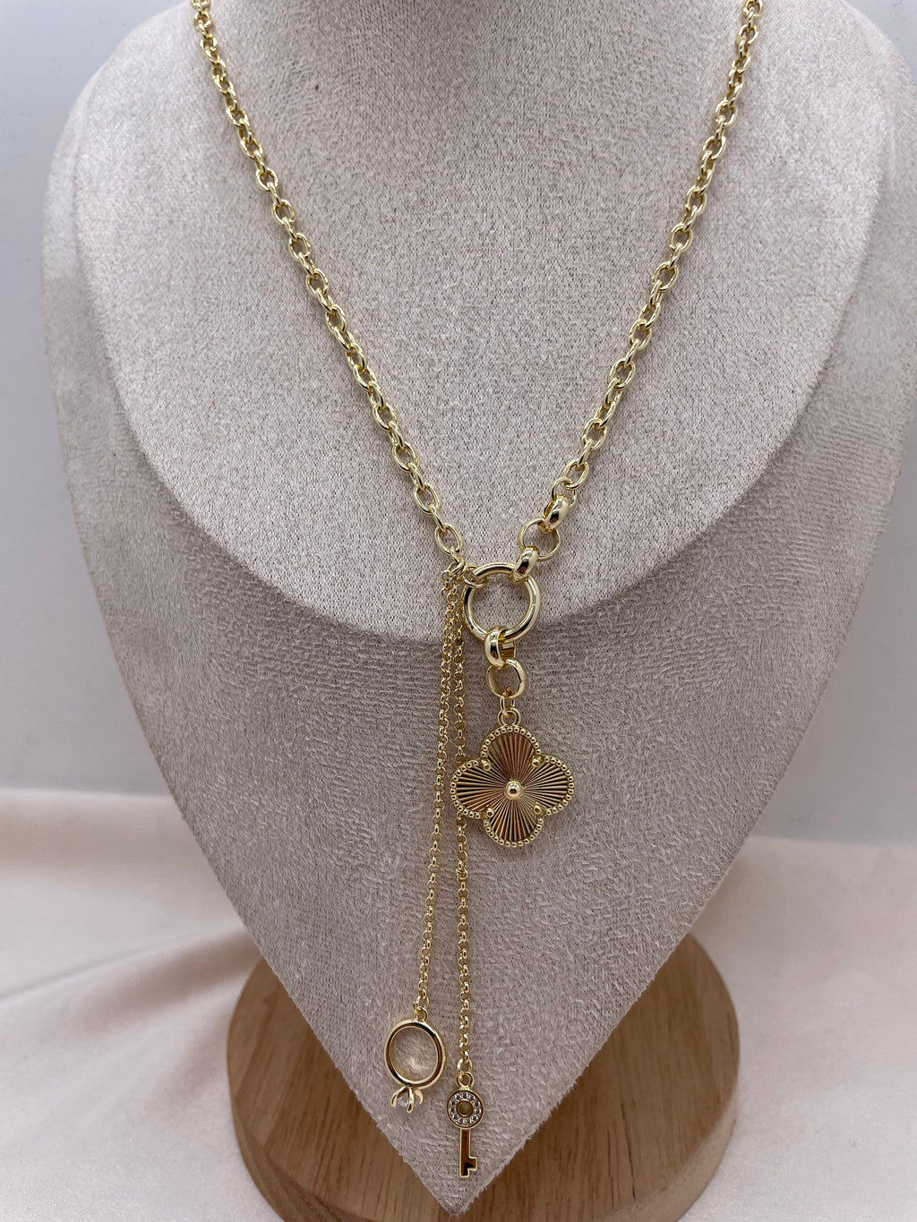 Capri Vancleef Necklace