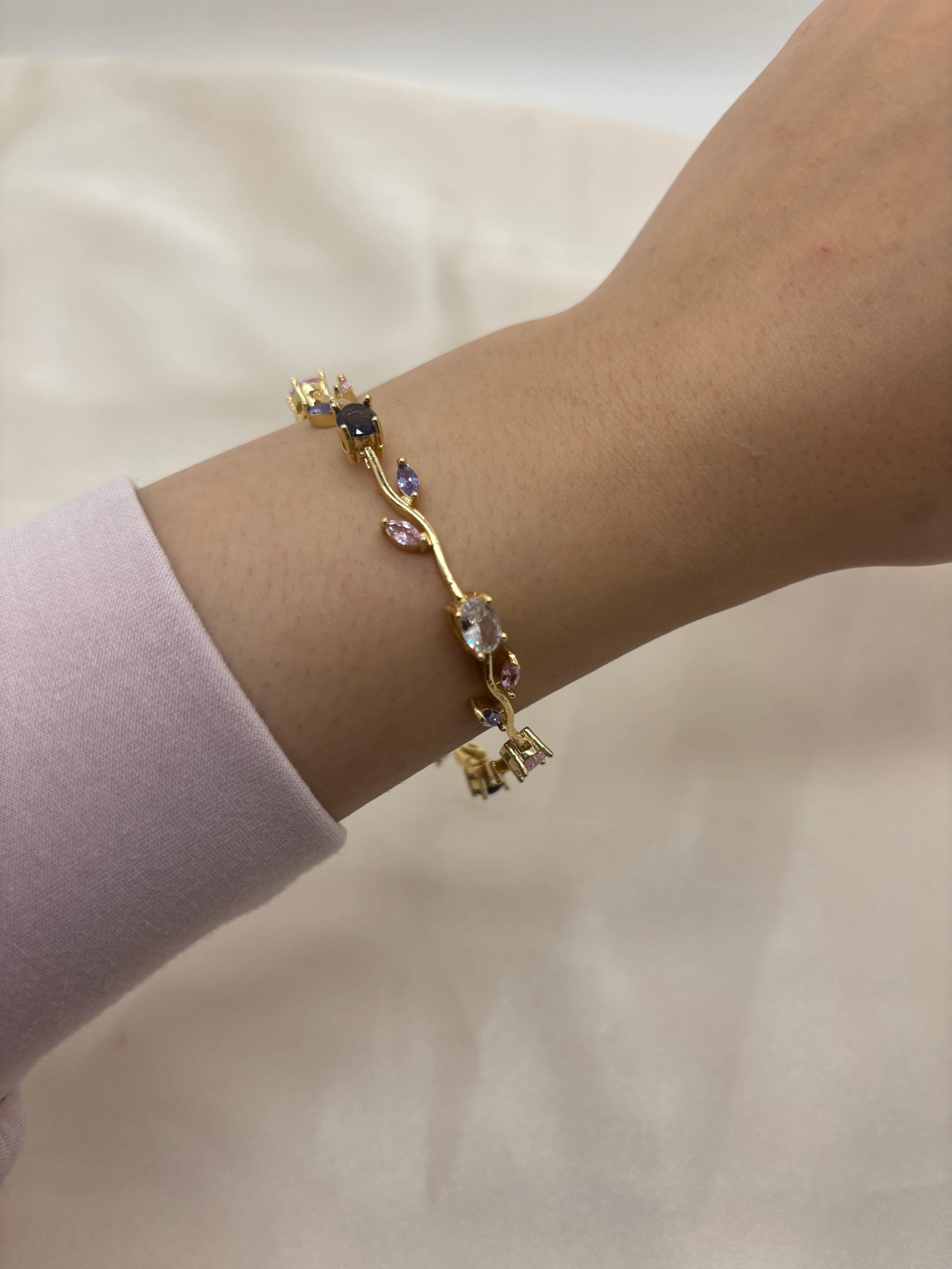Tulip bracelet
