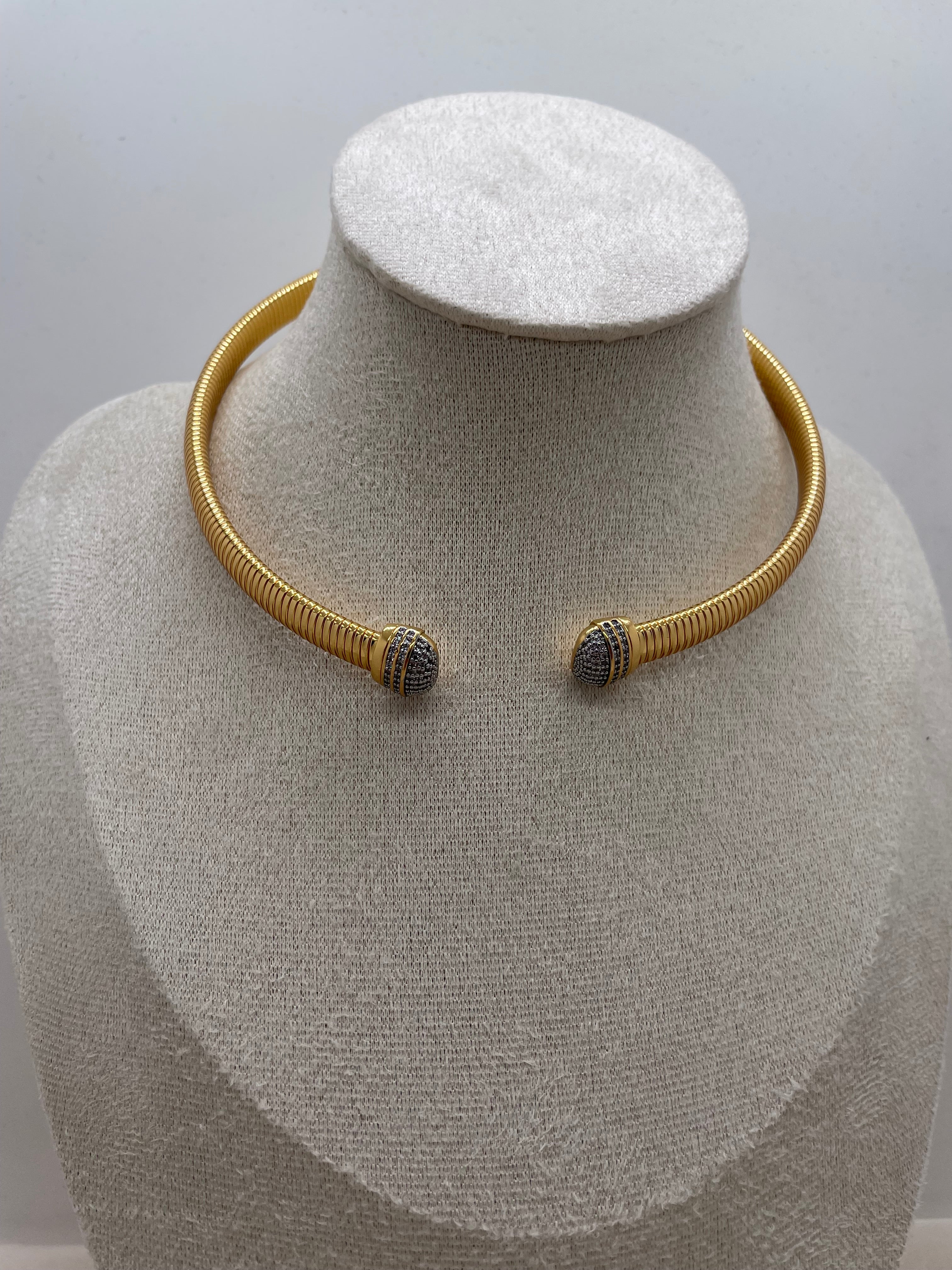 Vela Necklace