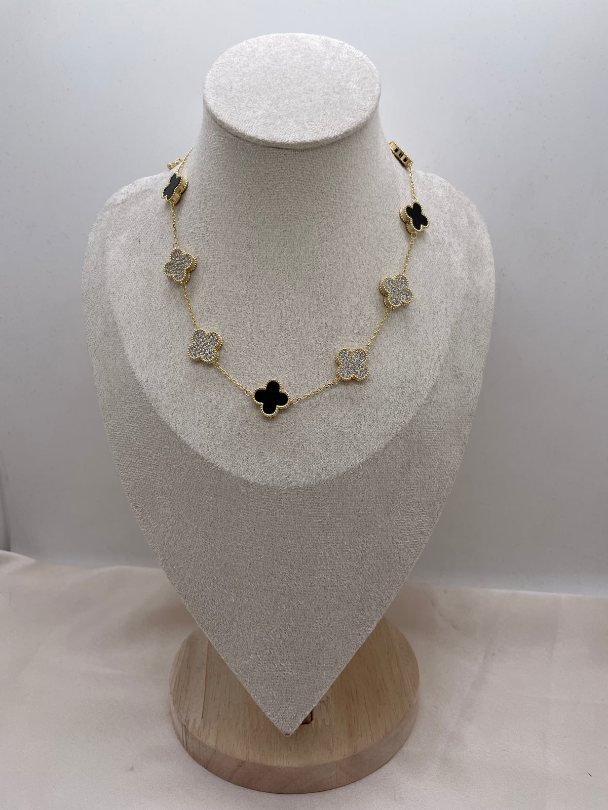 Full Vancleef Necklace