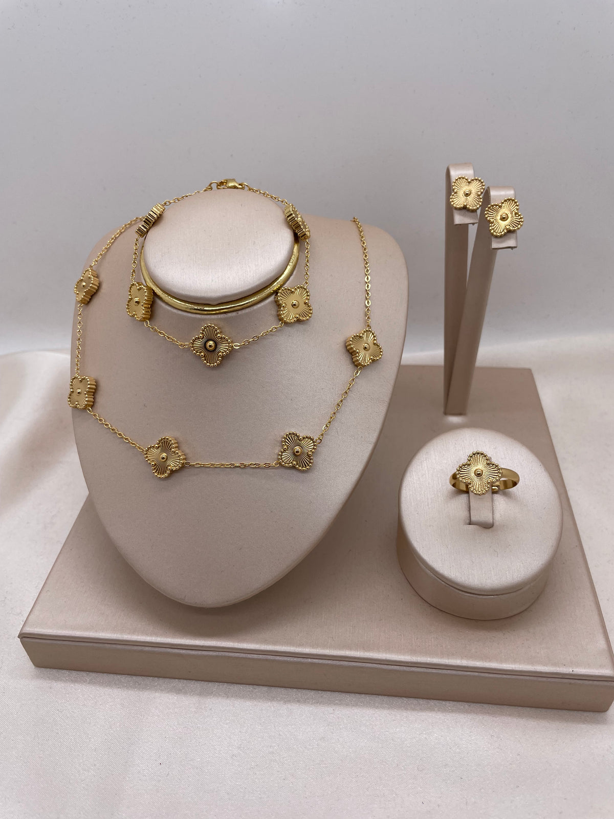 Vancleef Set
