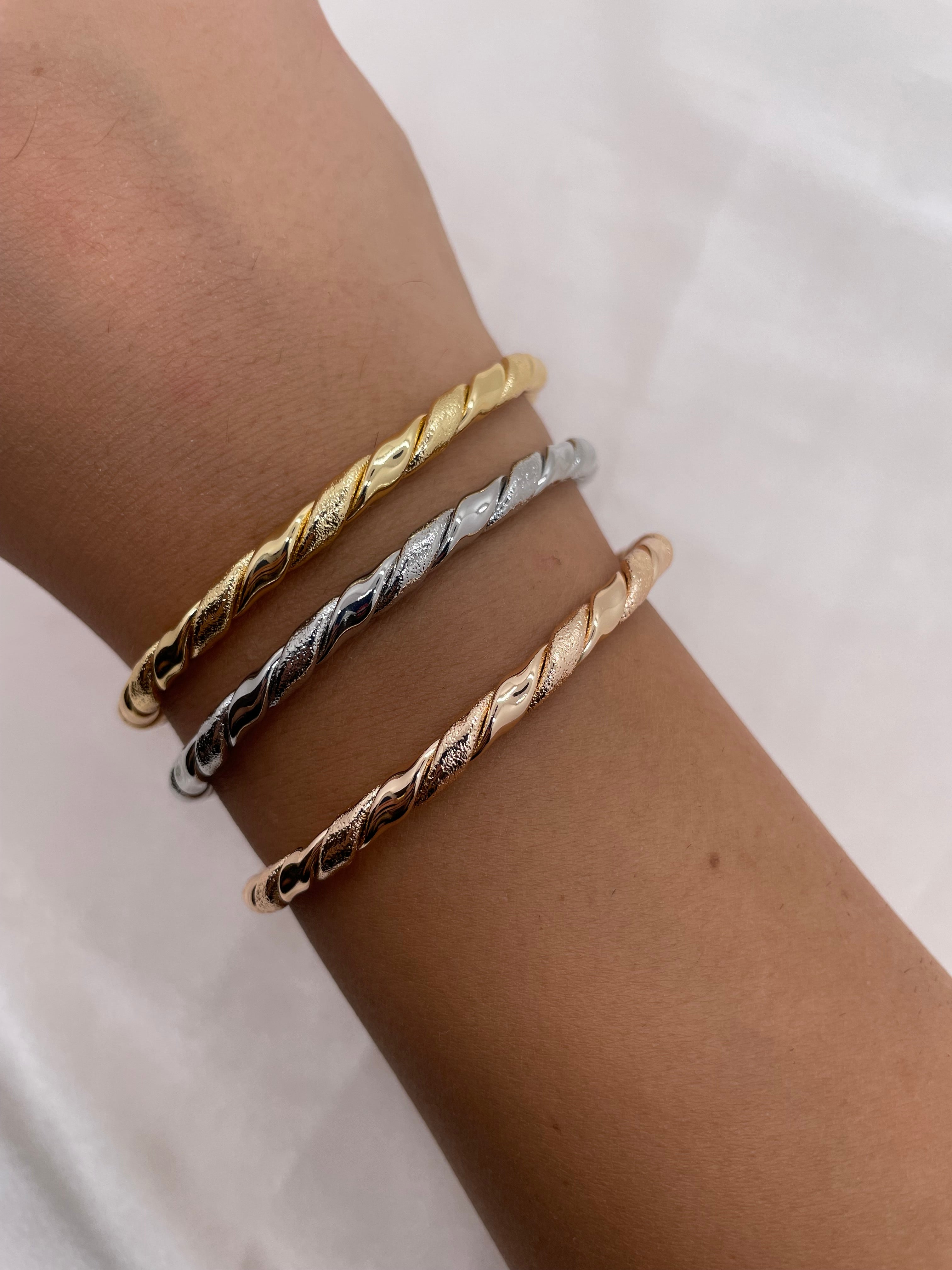 Multicolor Bangles