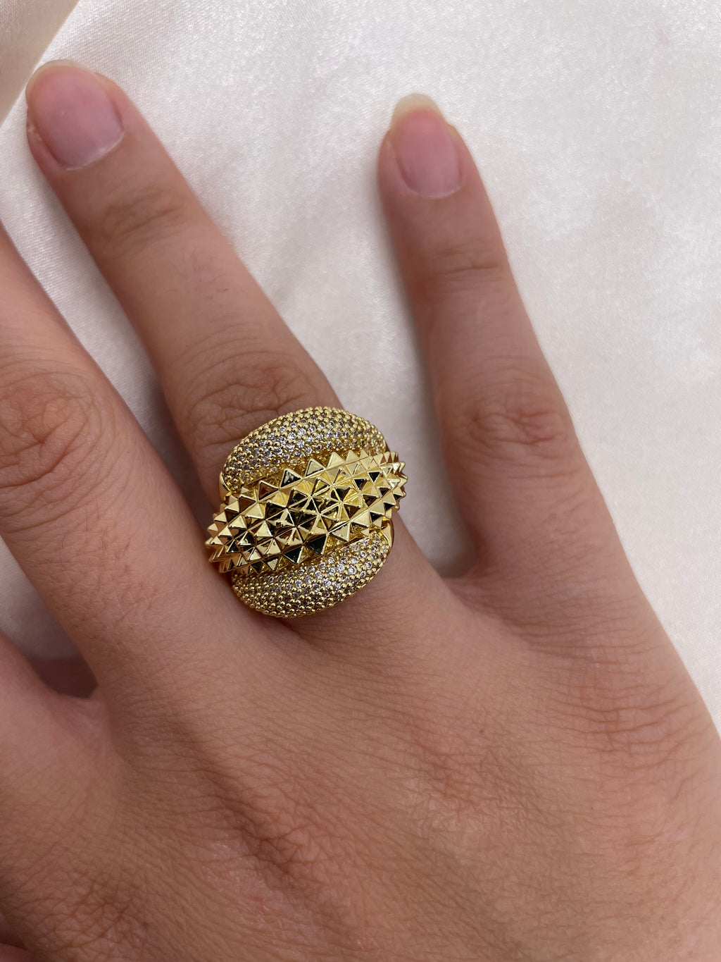 Ring