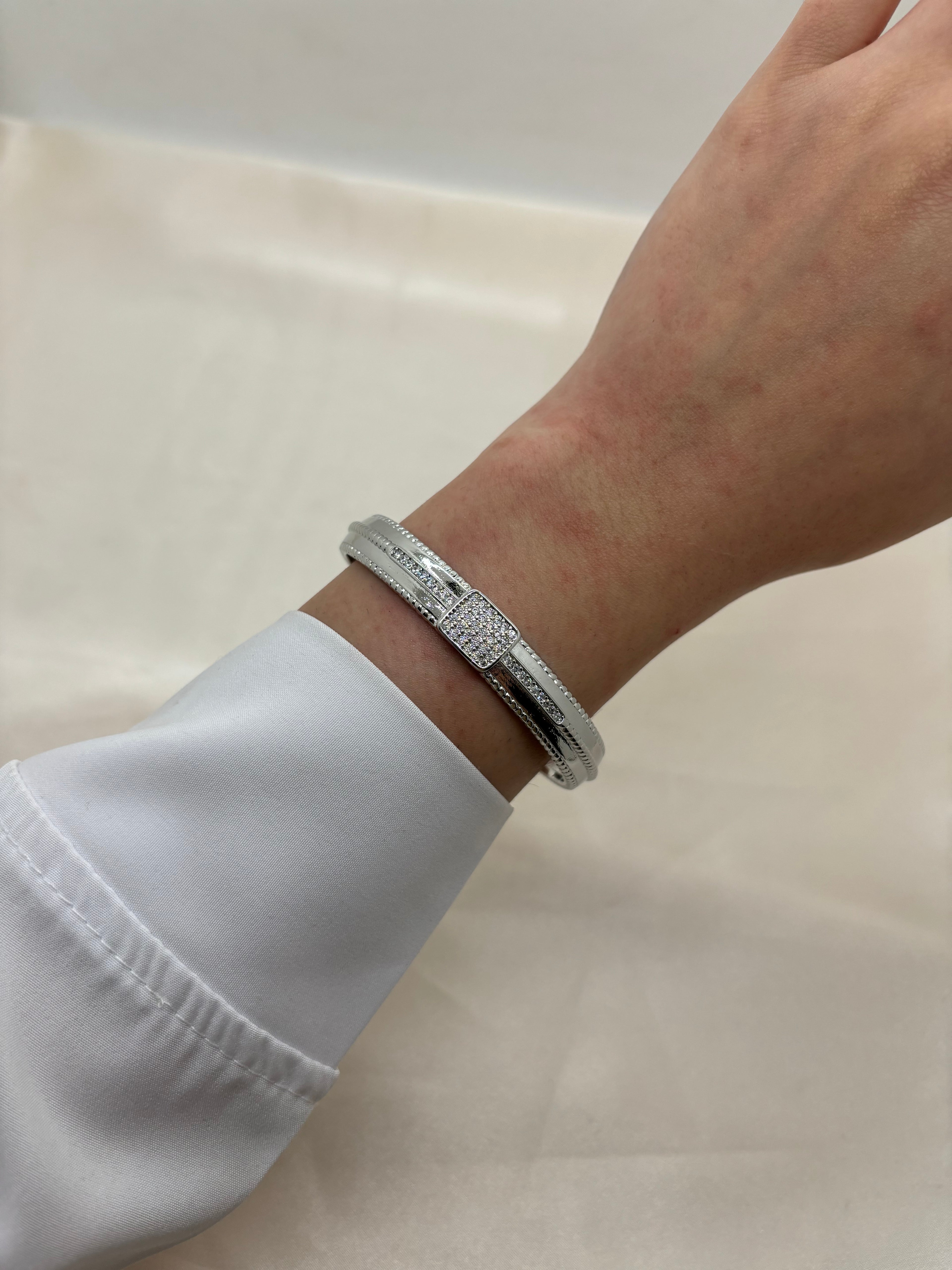 Rectangle with zircon bangle