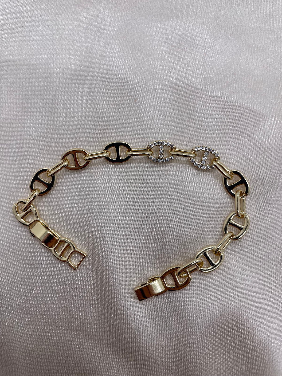 D Bracelet