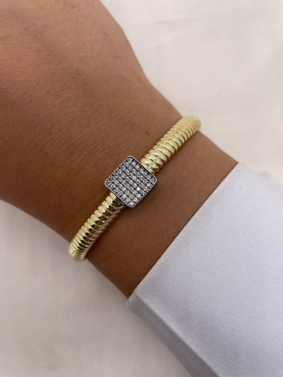 Euna Bangle