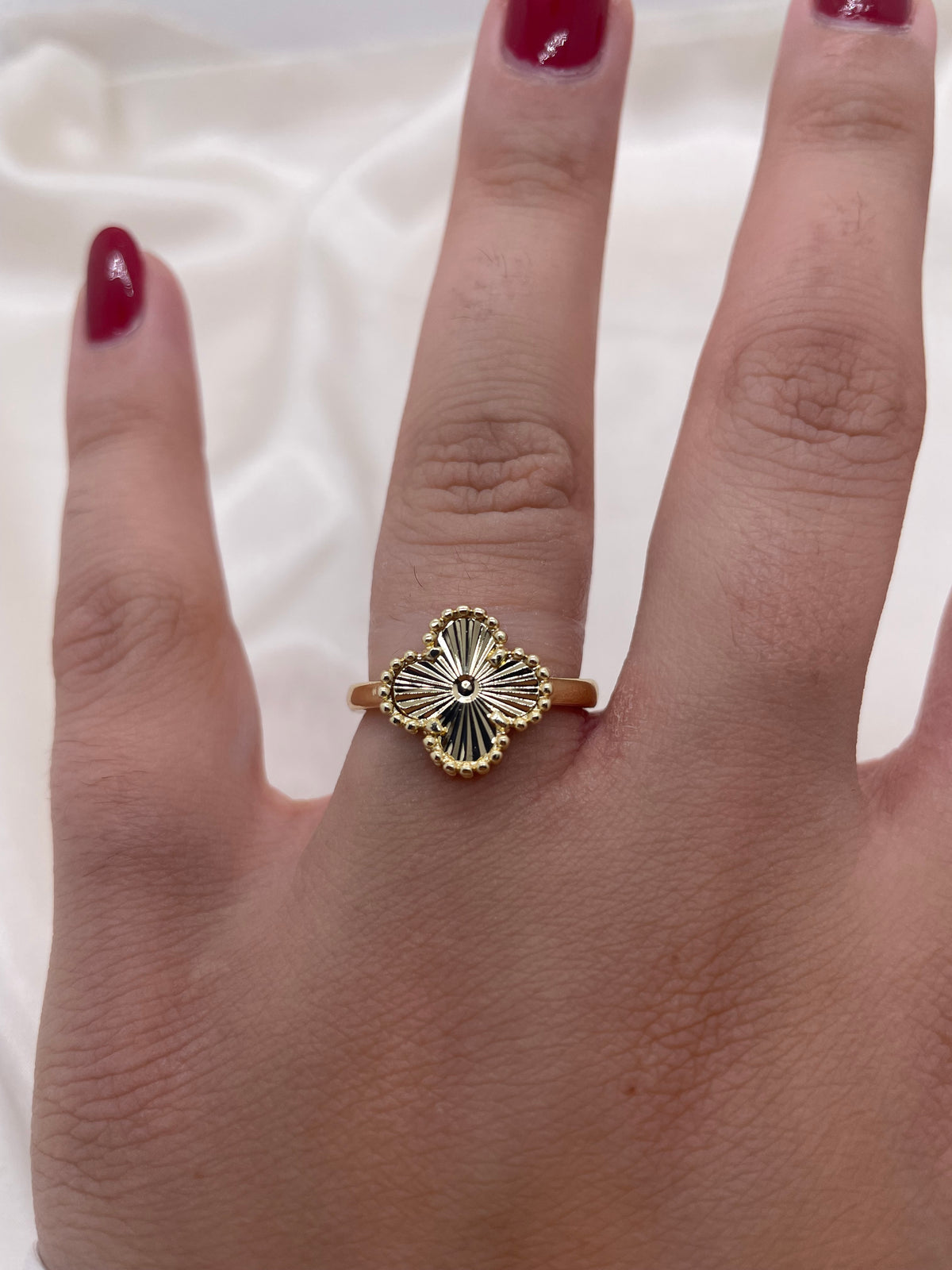 Gold Vancleef Ring 3