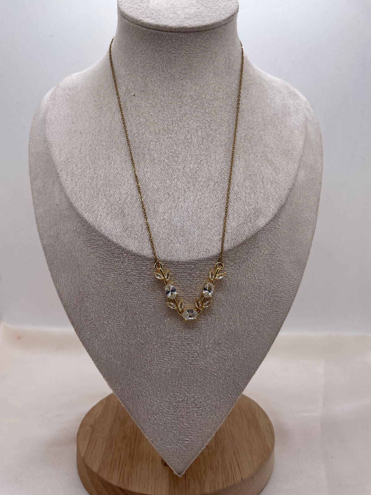 V Necklace