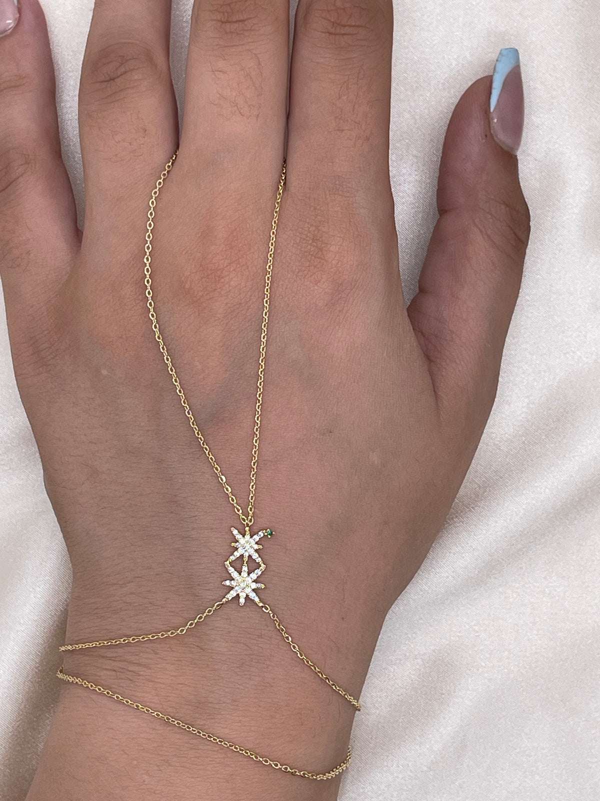 X Hand chain
