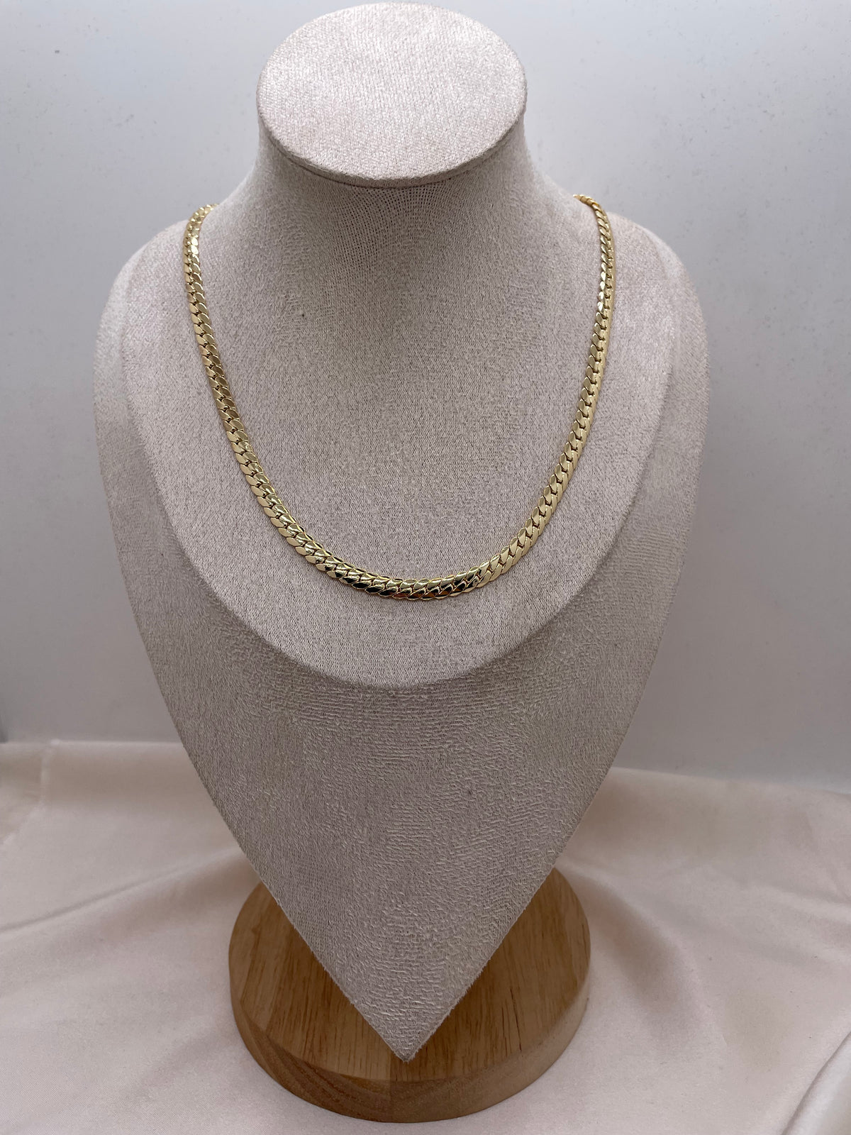 Chain Necklace New