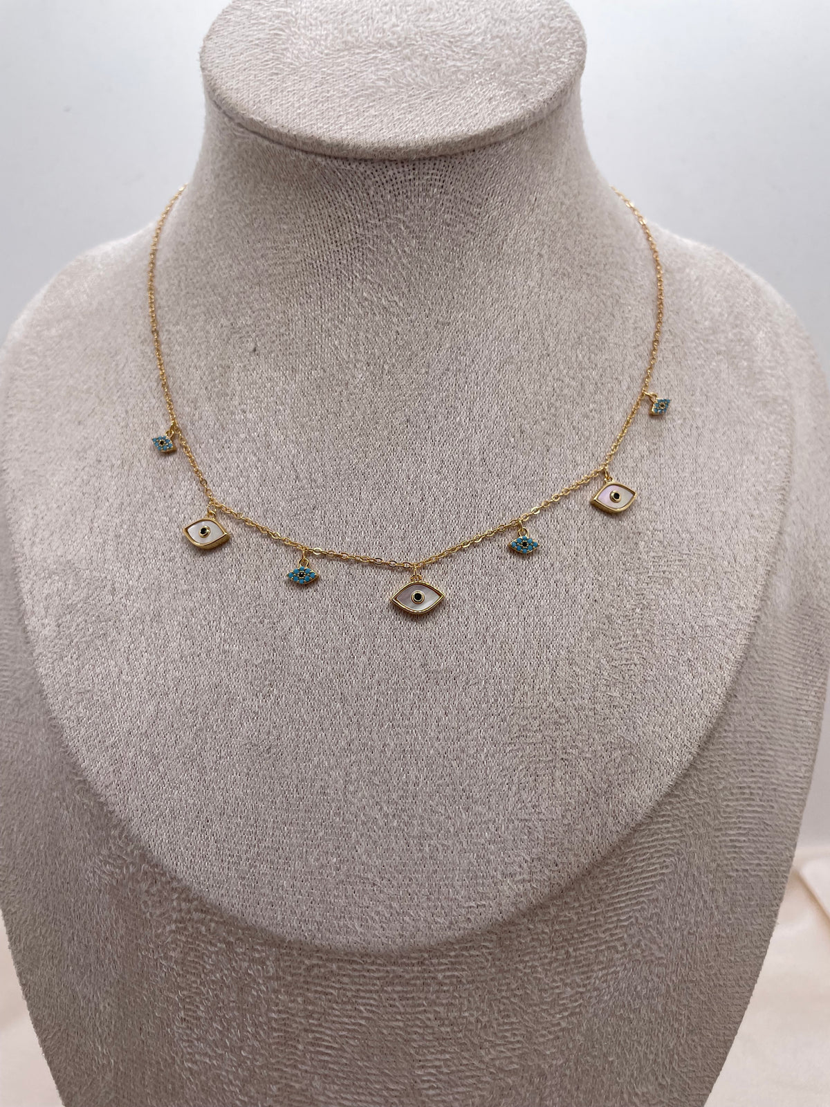Eye Necklace 000