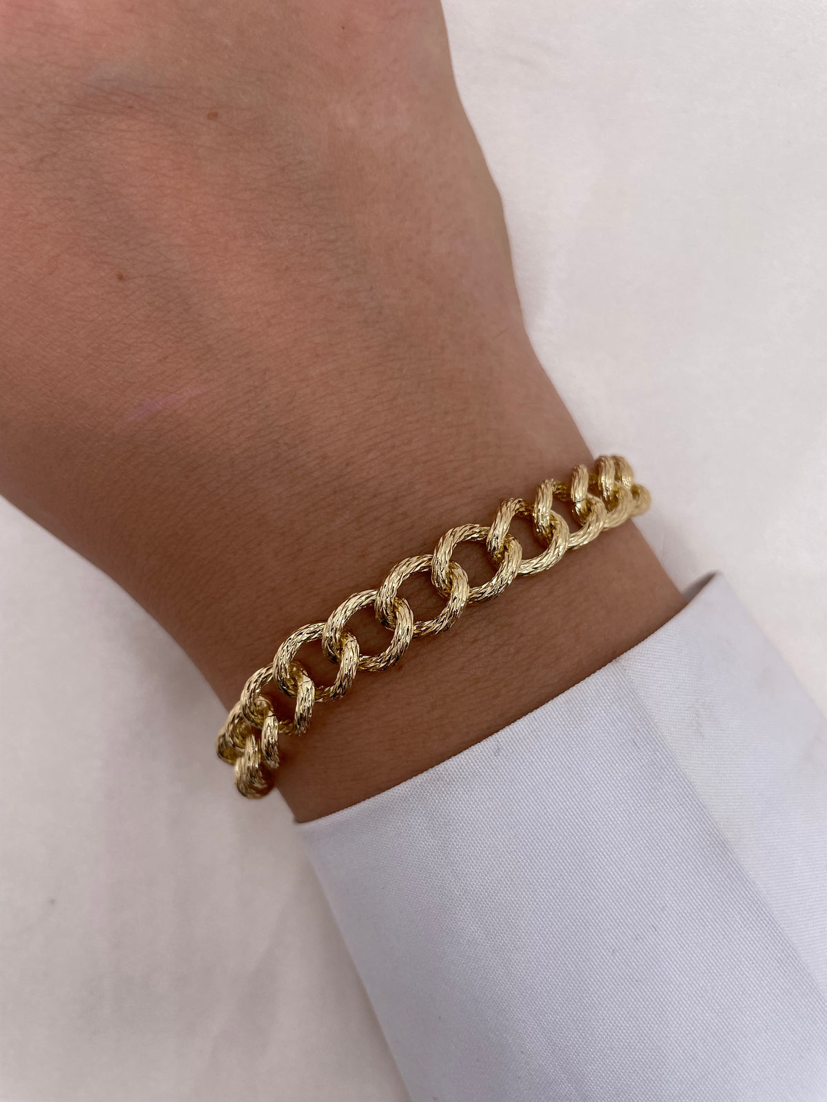 Rounded Chain Bracelet