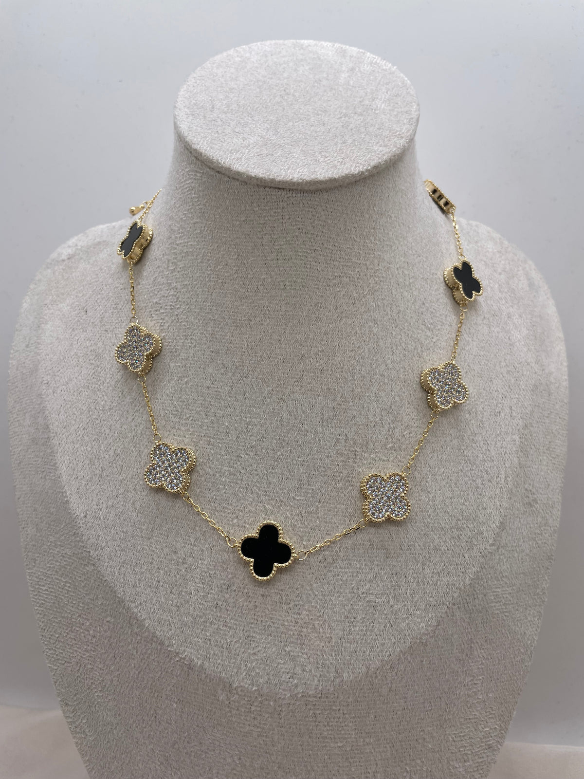 Full Vancleef Necklace