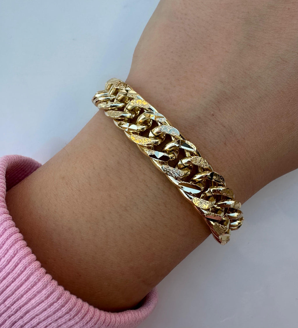 Chunky stamped chain bracelet