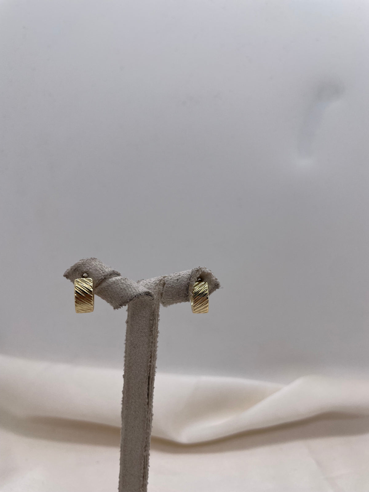 Small Size Lined Hoop Earrings