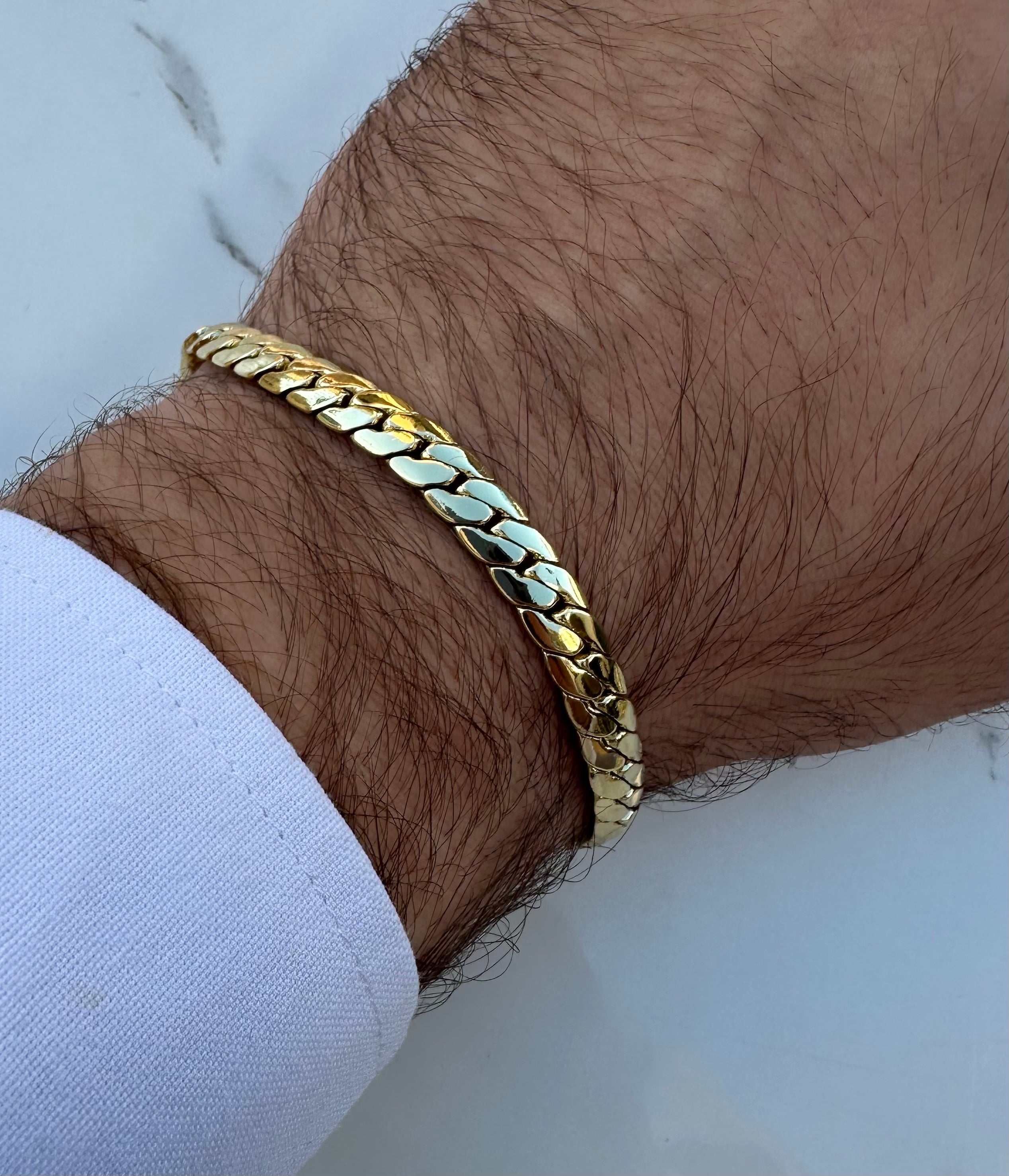 Classic simple chain bracelet