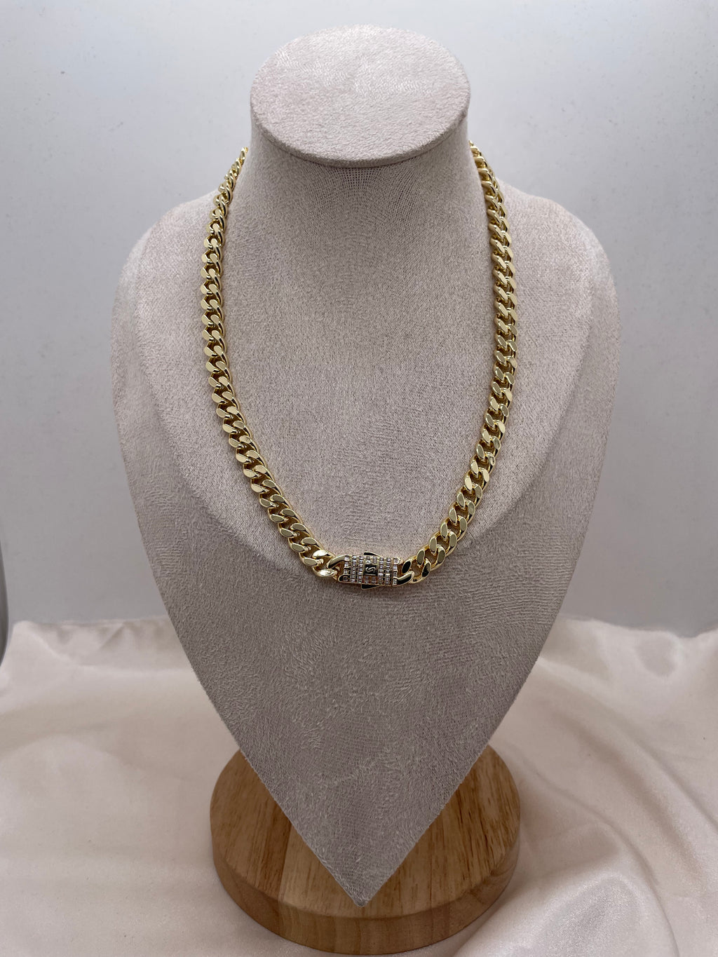 Monaco Necklace 12