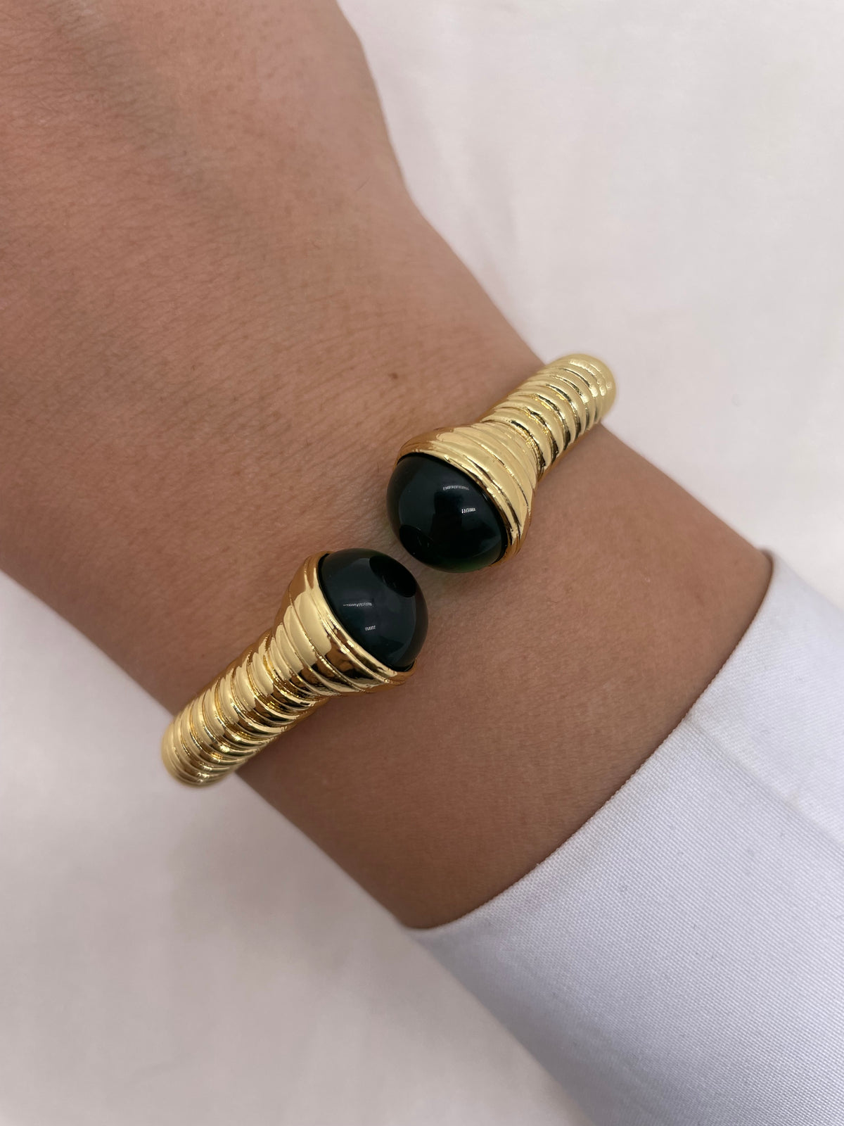 Colored Himo Bangle