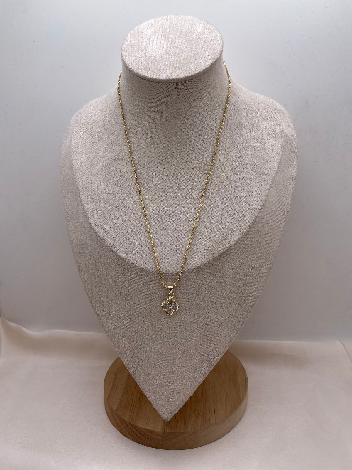 Zircon Vancleef Pendant Necklace