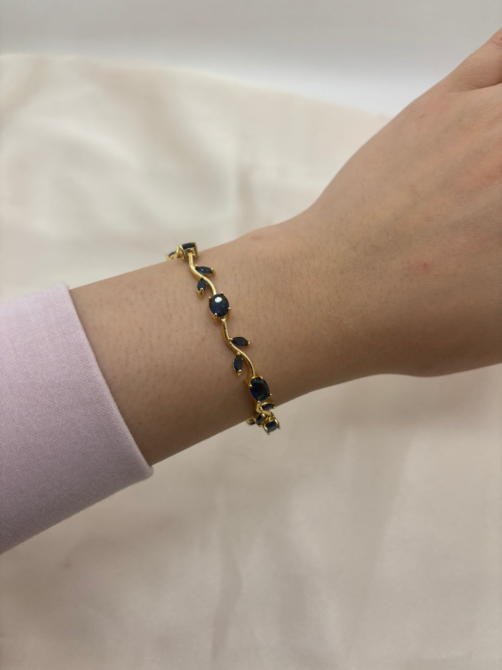 Tulip bracelet