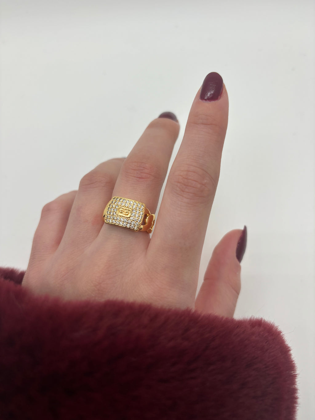 Monaco zircon ring
