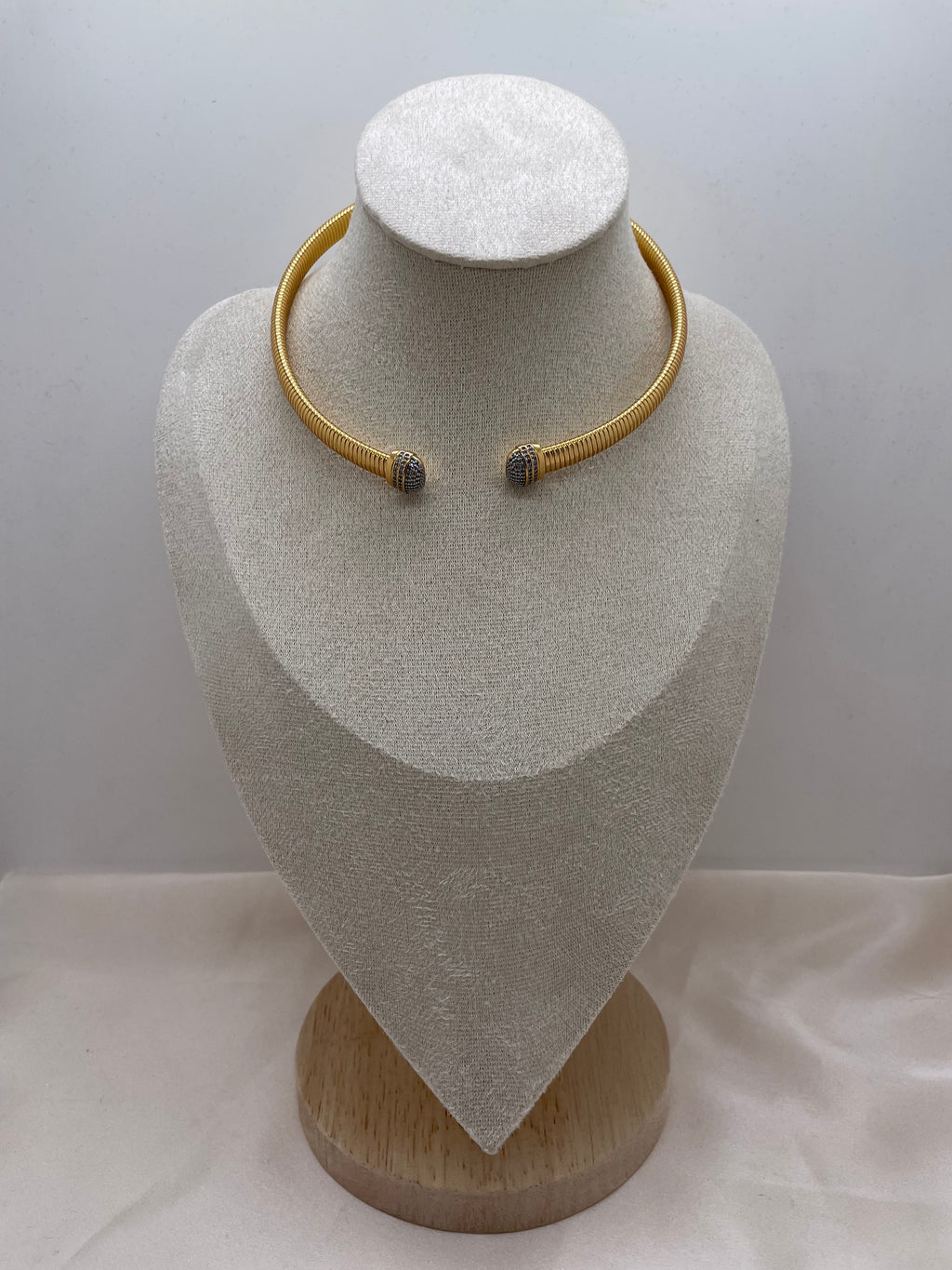 Vela Necklace