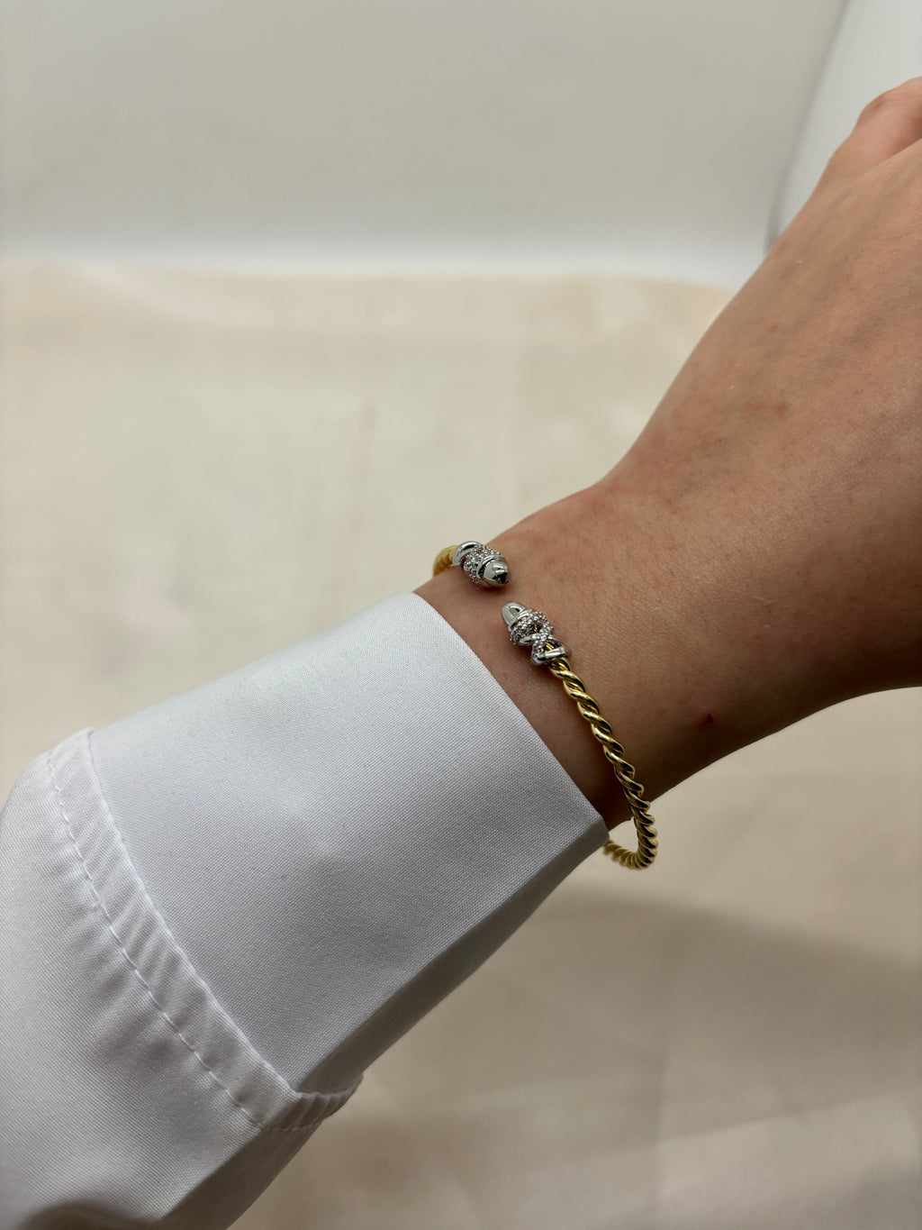 Minimal bangle 2