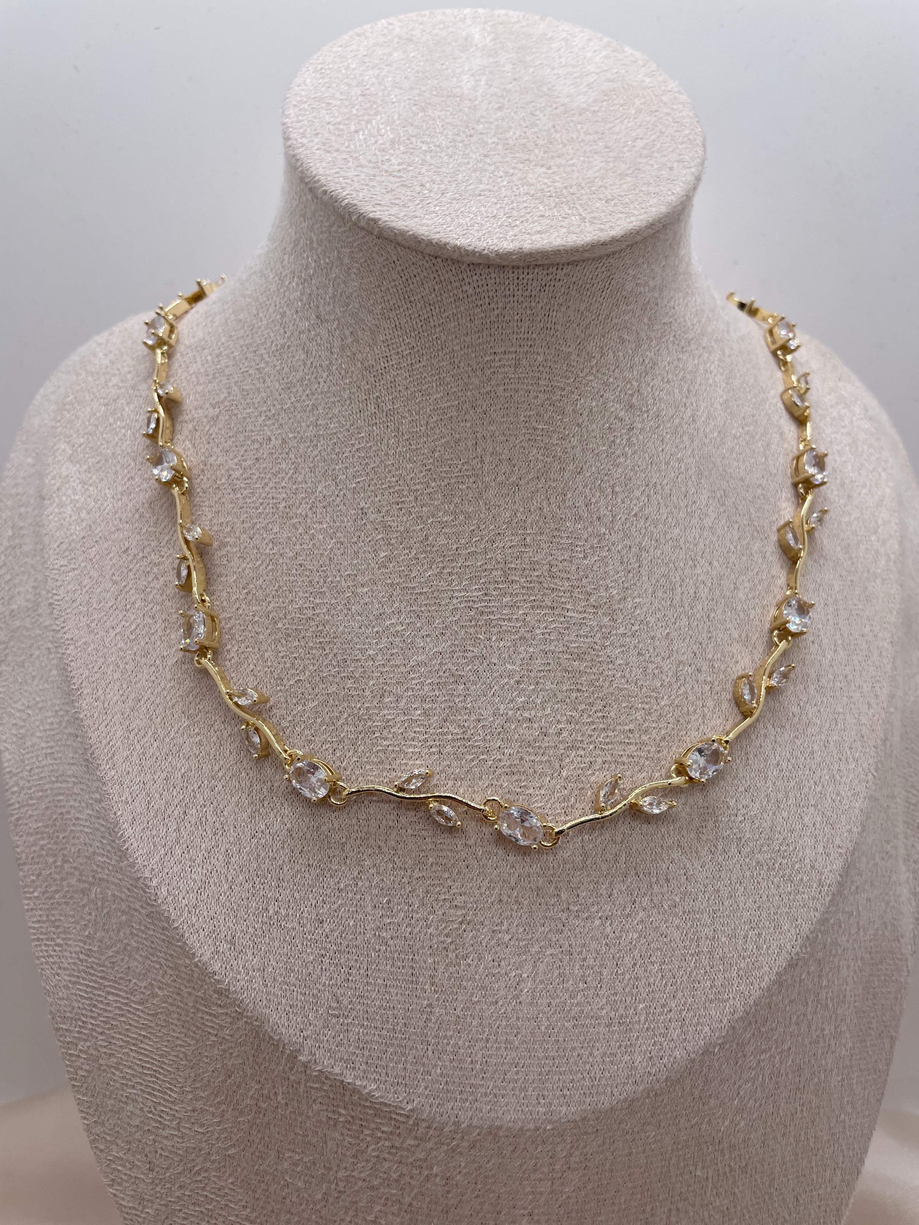 Tulip Necklace