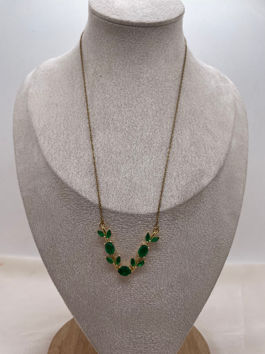 V Necklace