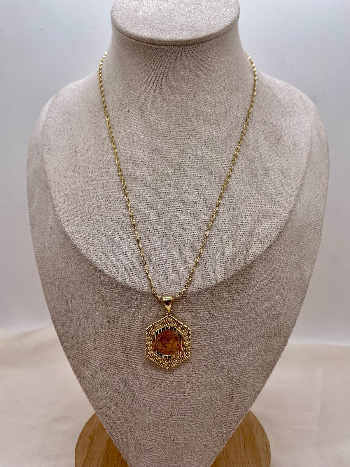 Pendant Necklace 3