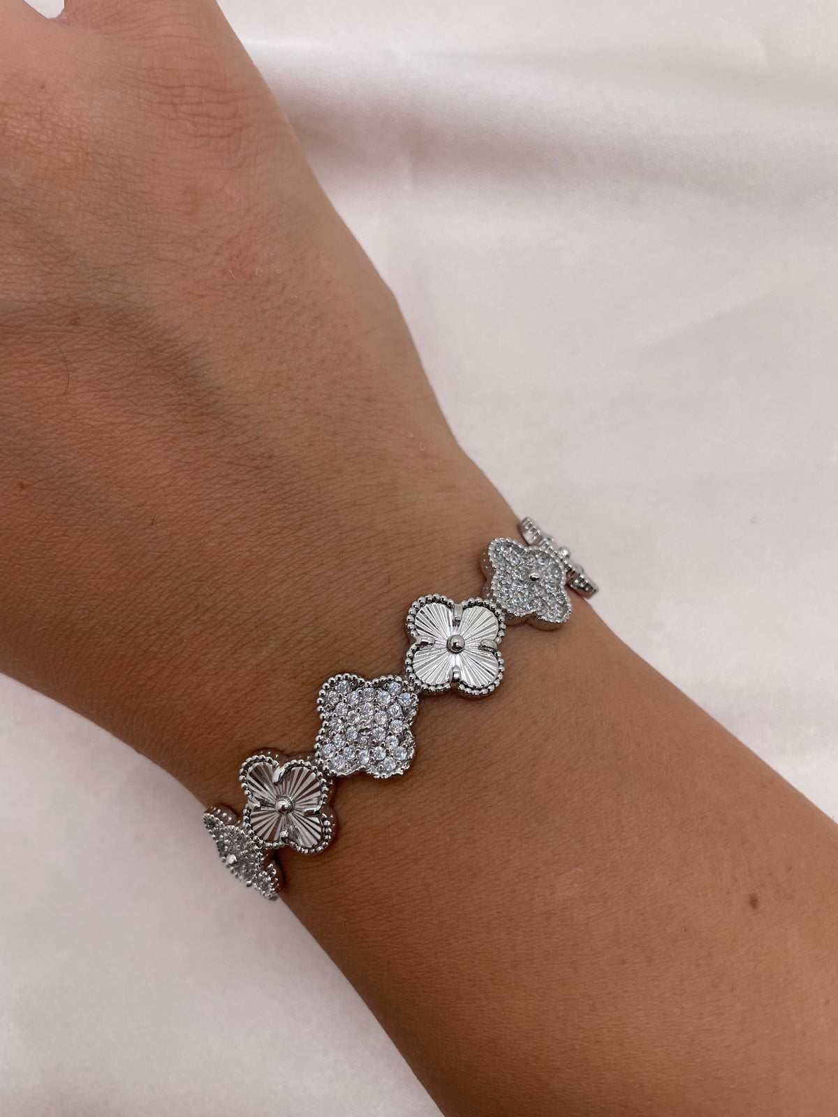 Vancleef Bangle