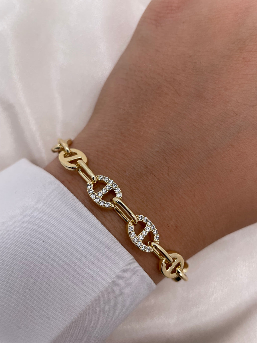 D Bracelet