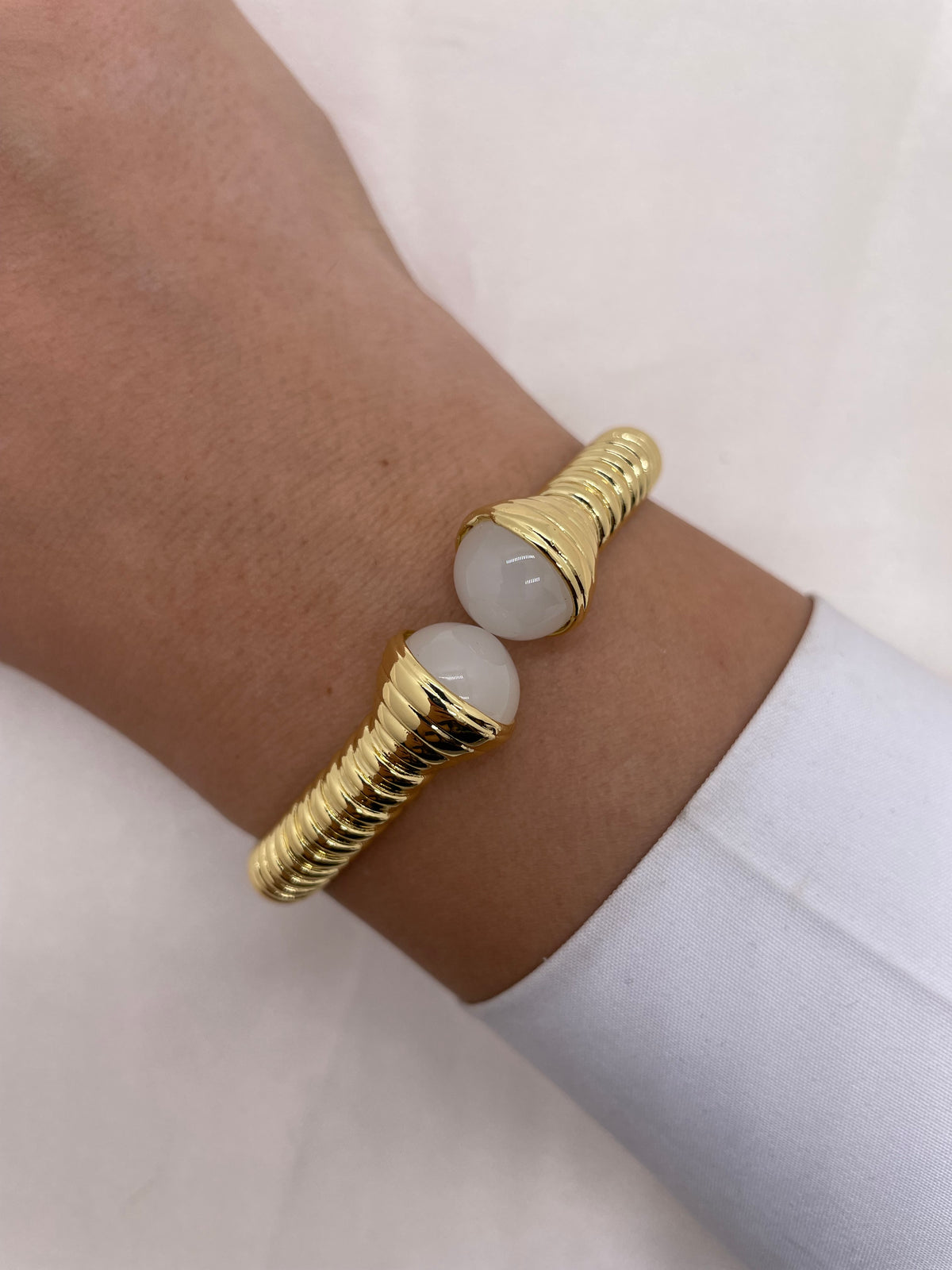 Colored Himo Bangle