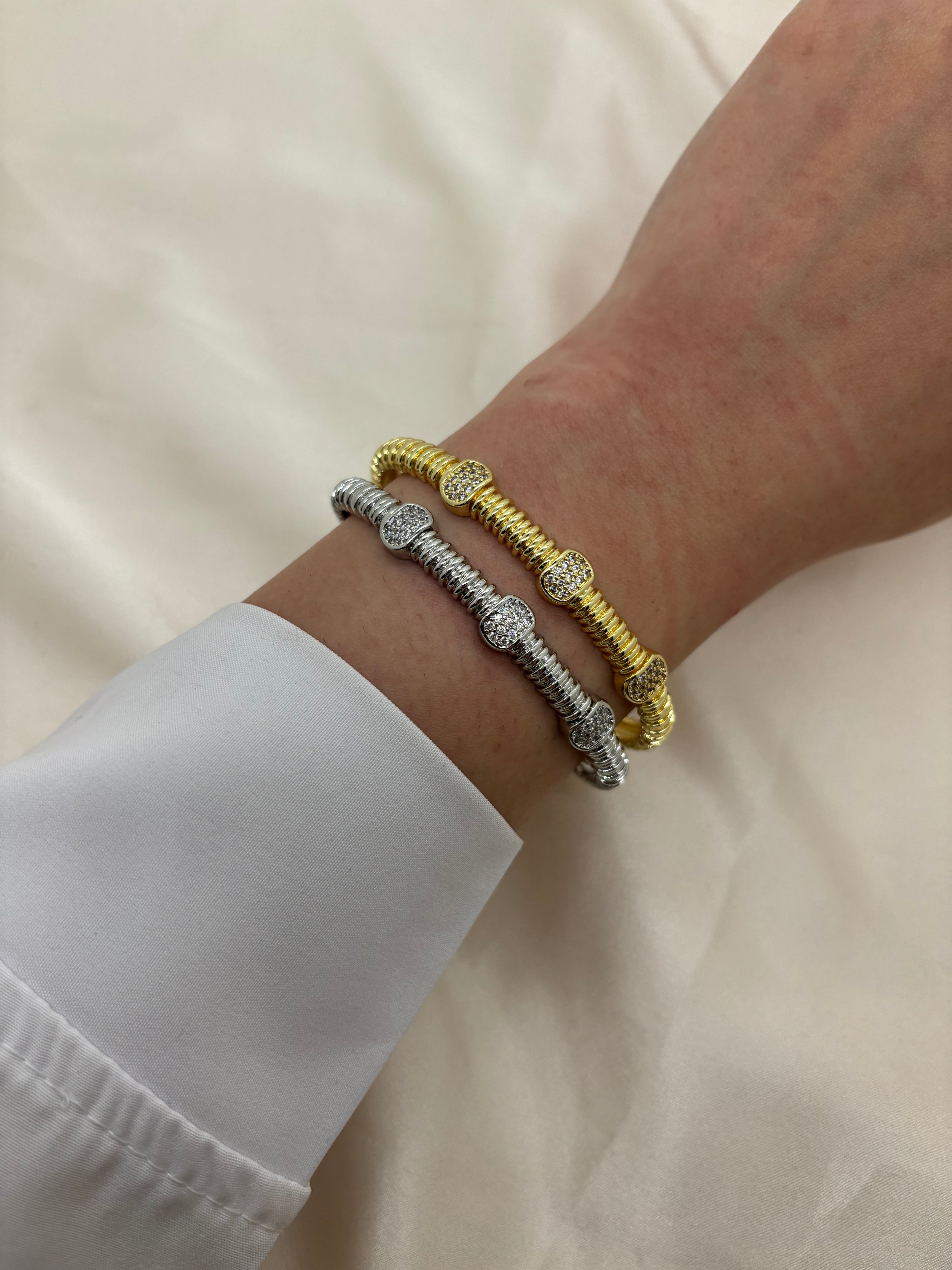 Triple zircon bangle
