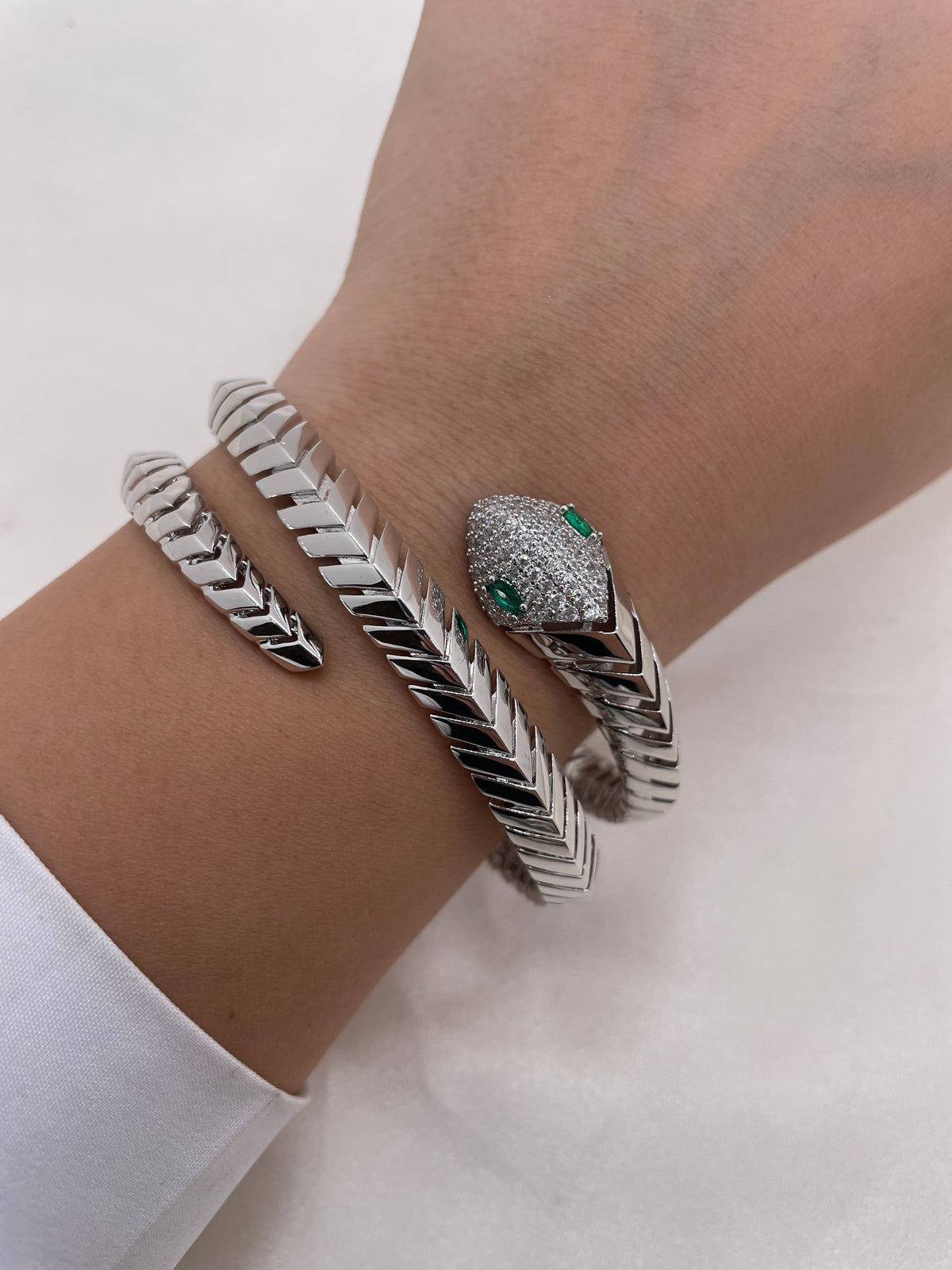Silver Snake Bangle 001