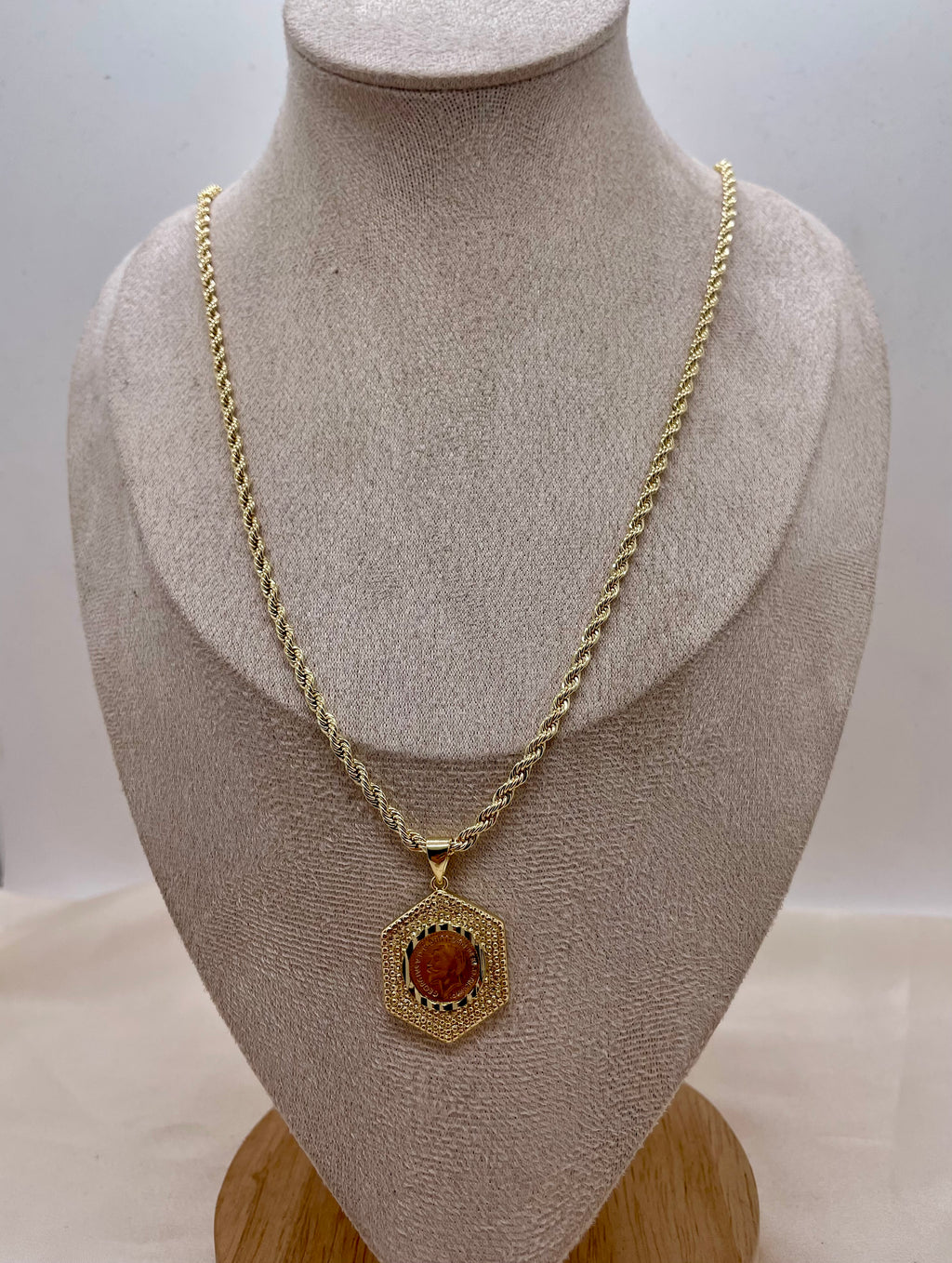 Pendant Necklace 2