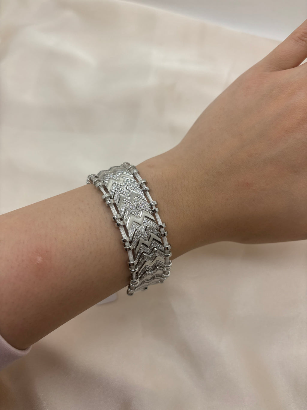Mesh bracelet
