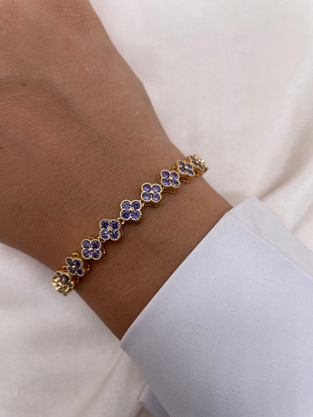 Petite Vancleef Bracelet 006