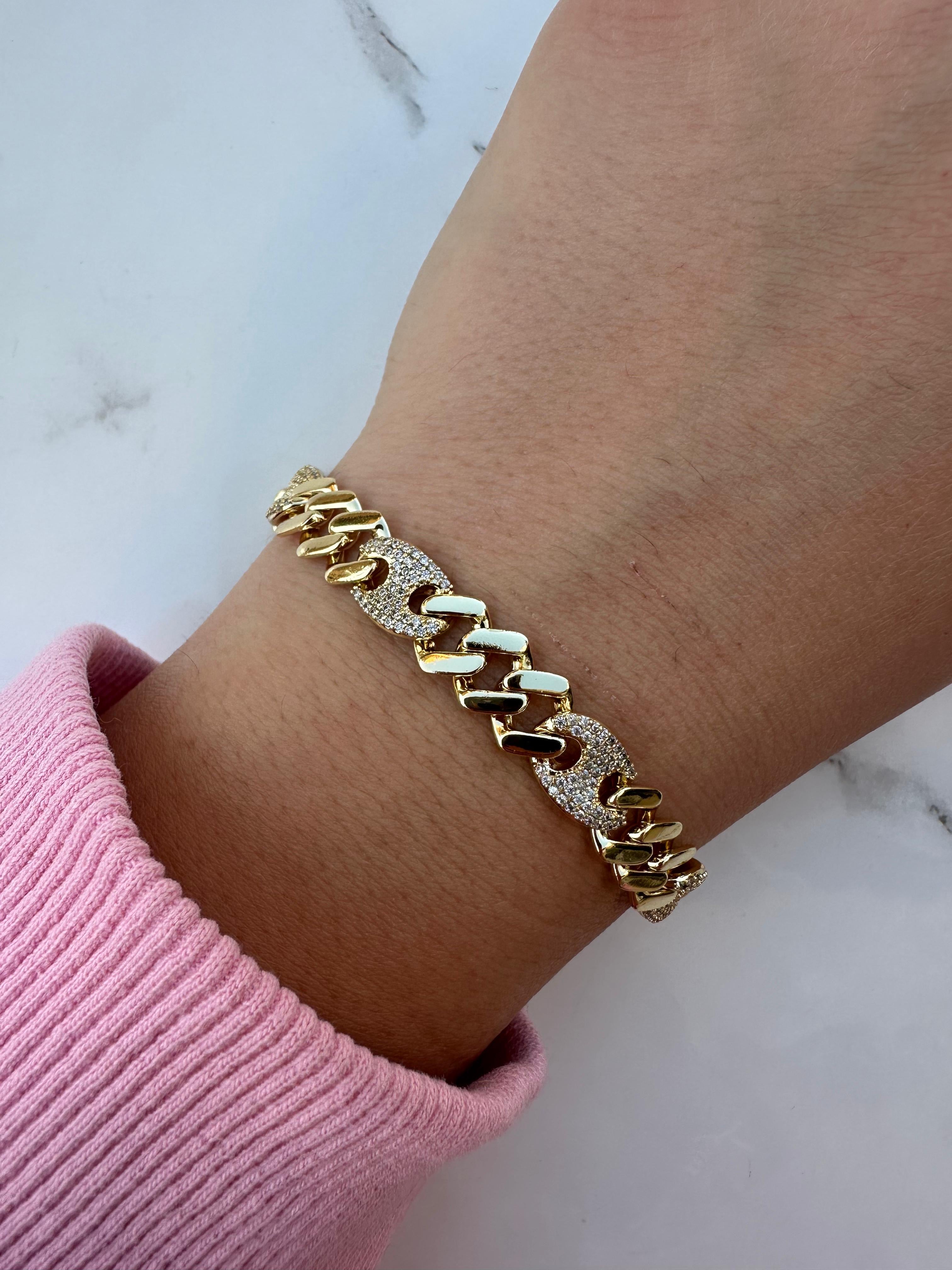 W zircon chain bracelet