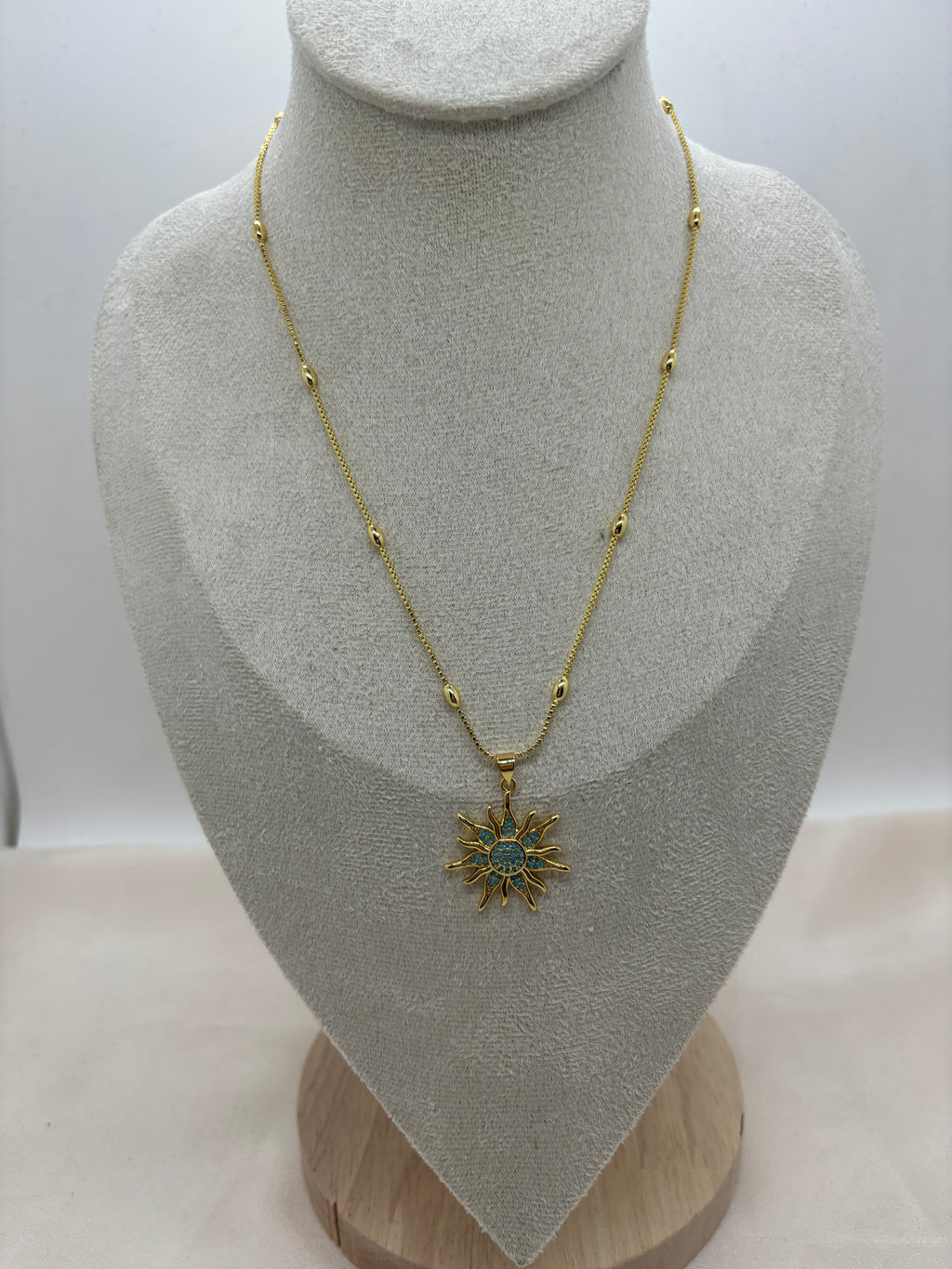 Stella Necklace