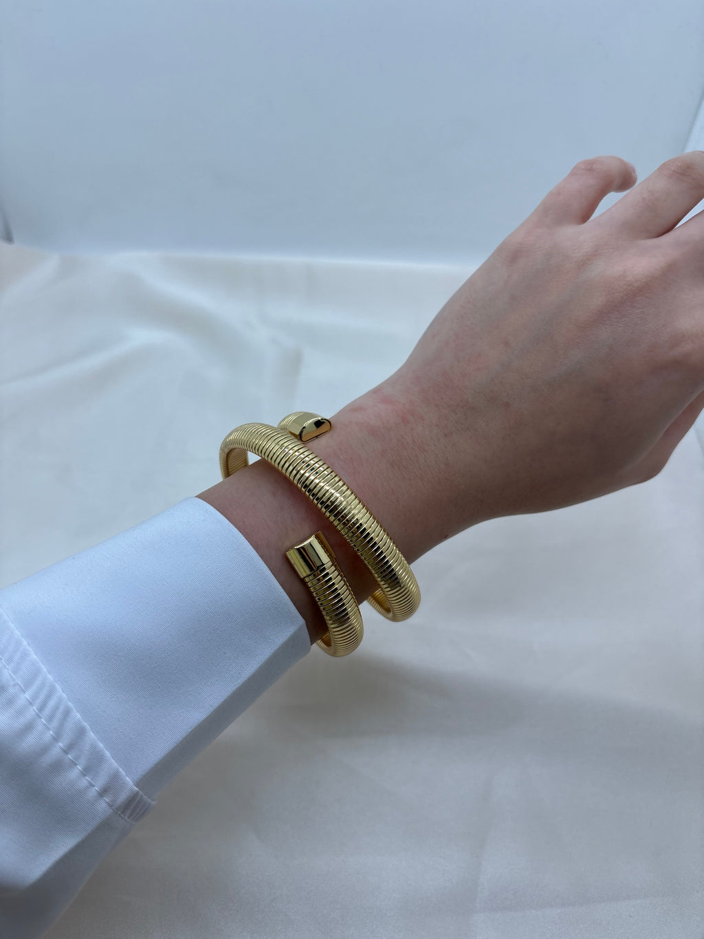 Chunky spiral bangle