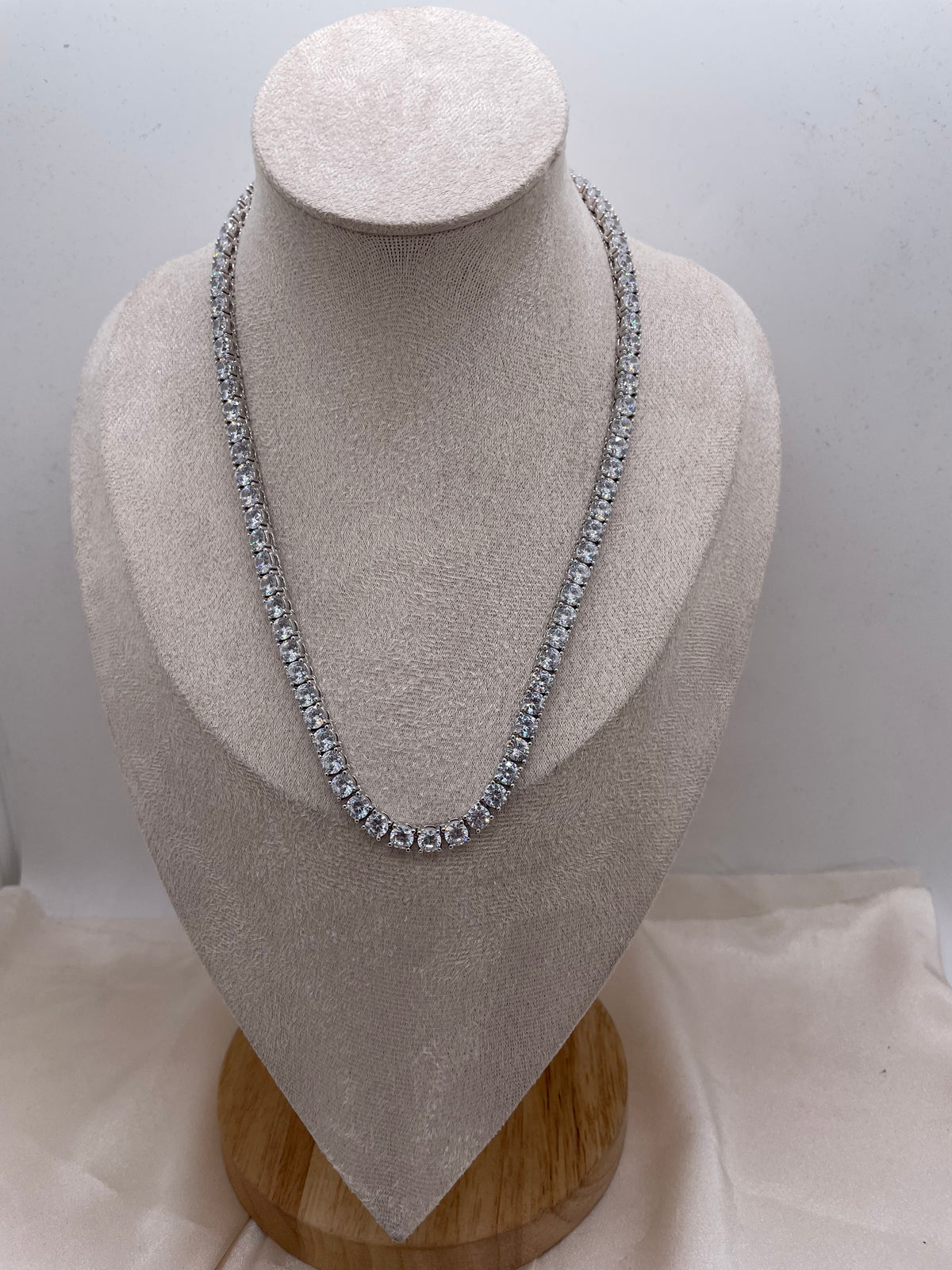 N E W Tennis Necklace