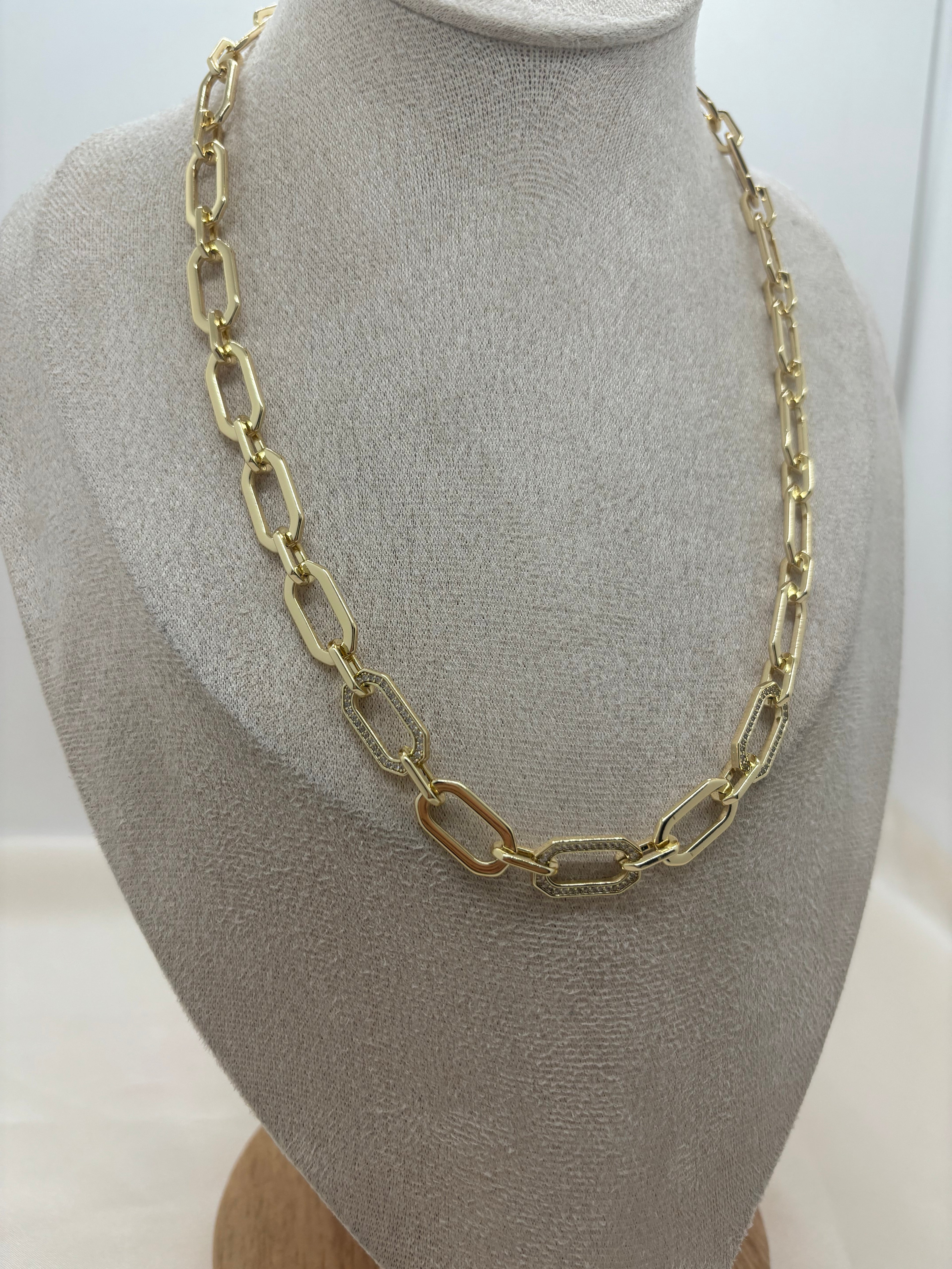 Necklace 23