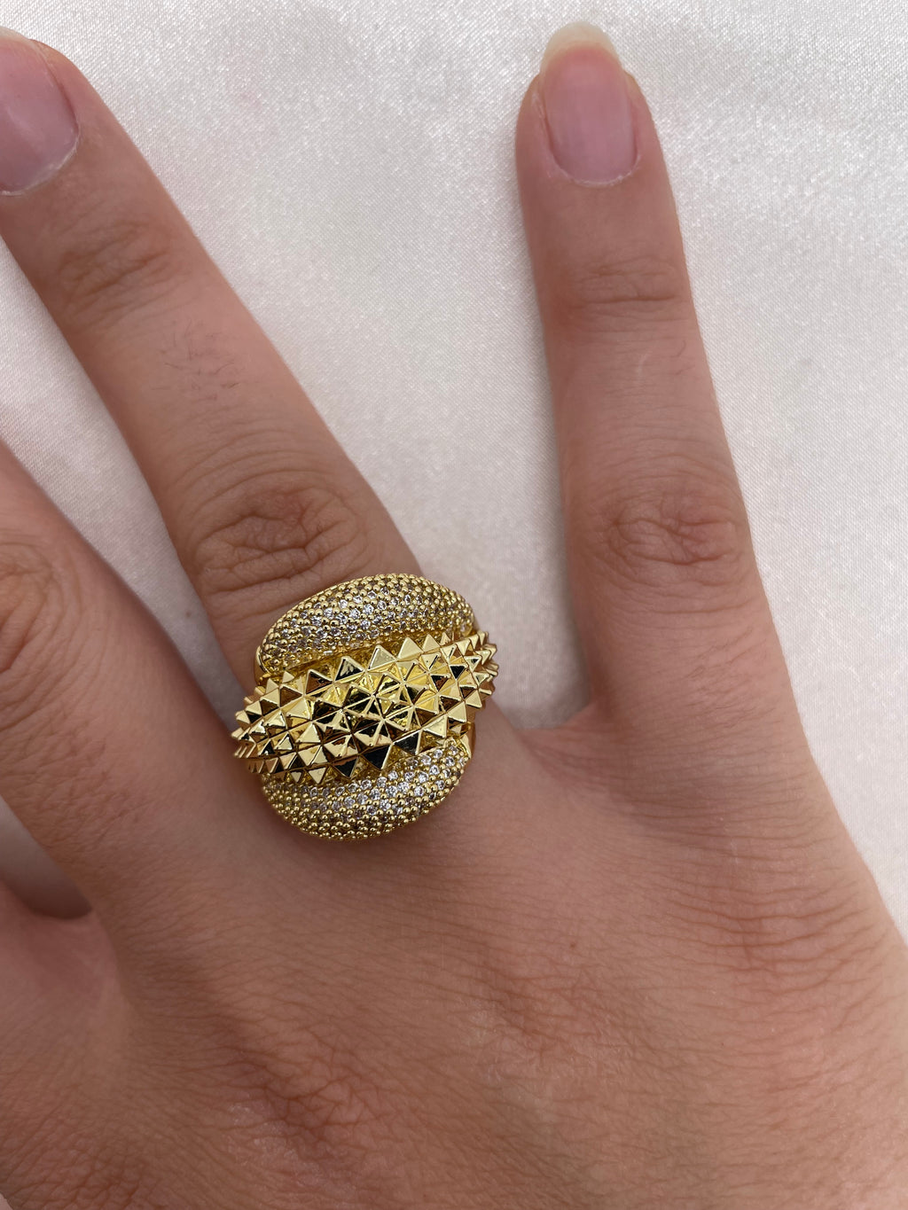 Ring