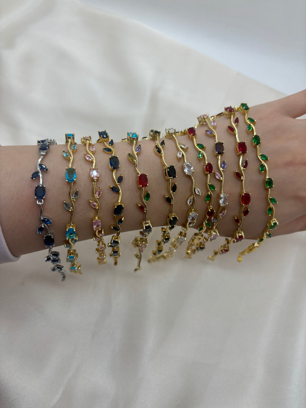 Tulip bracelet