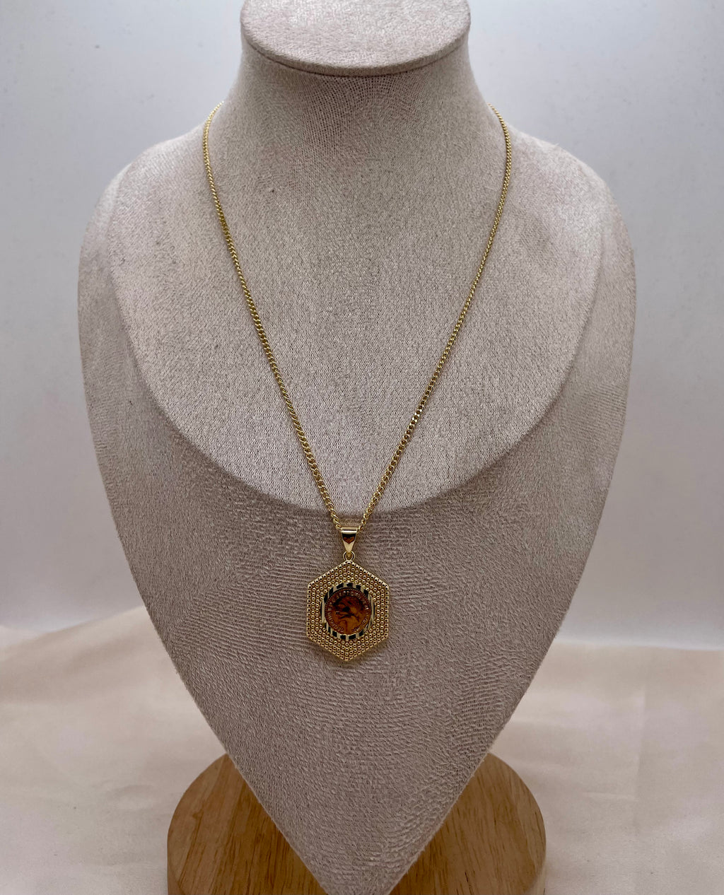 Pendant Necklace 1
