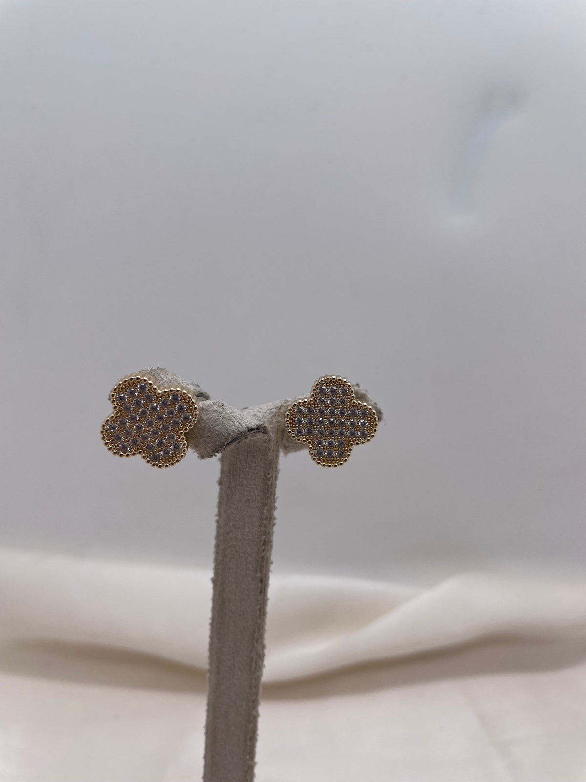 Vancleef  Earrings 2
